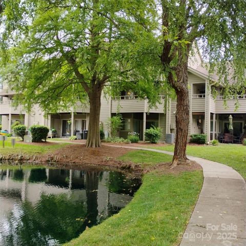 2545 Stockbridge Drive Charlotte NC 28210