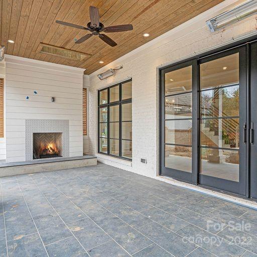 Seven Oaks - Residential