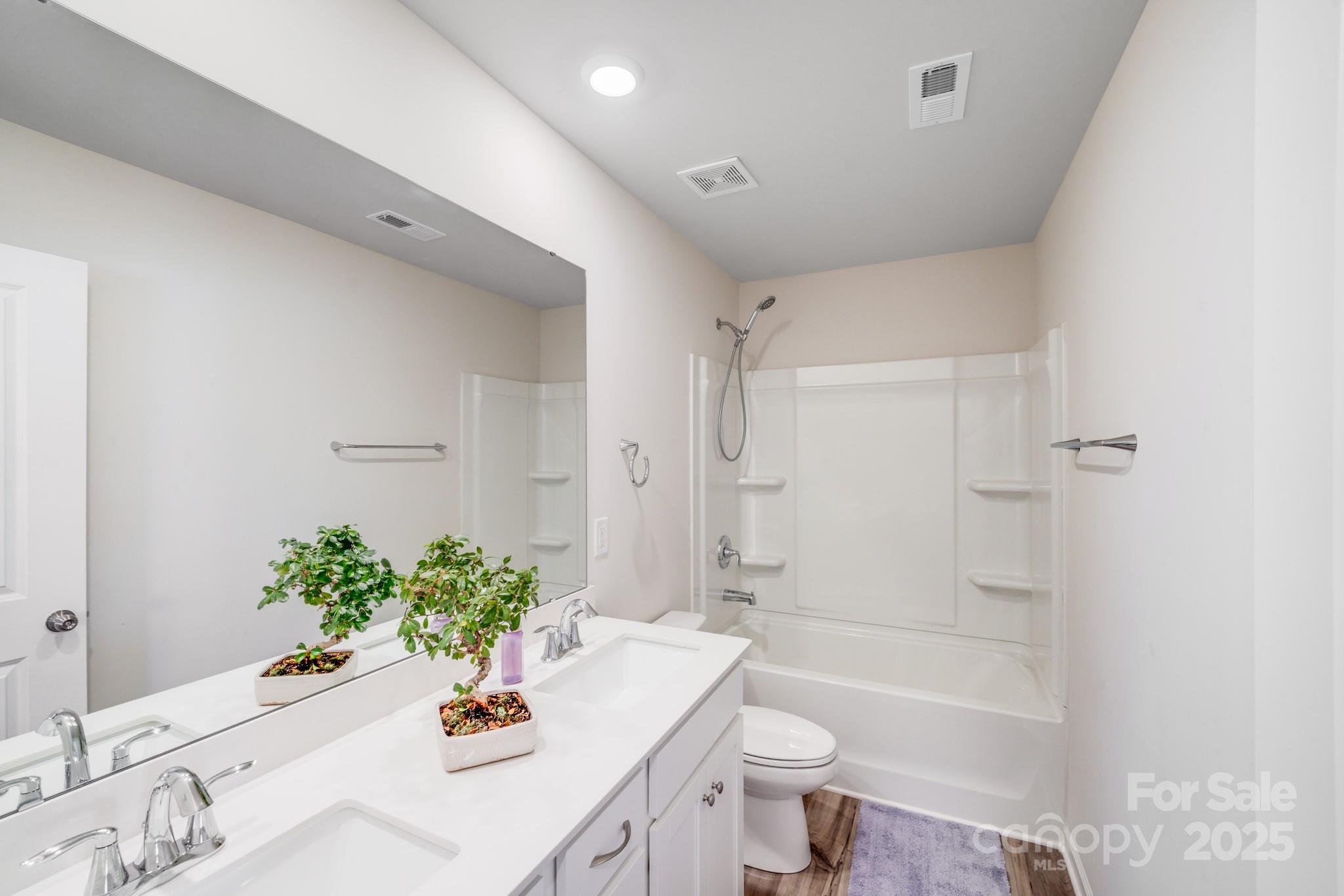 Elizabeth - Residential