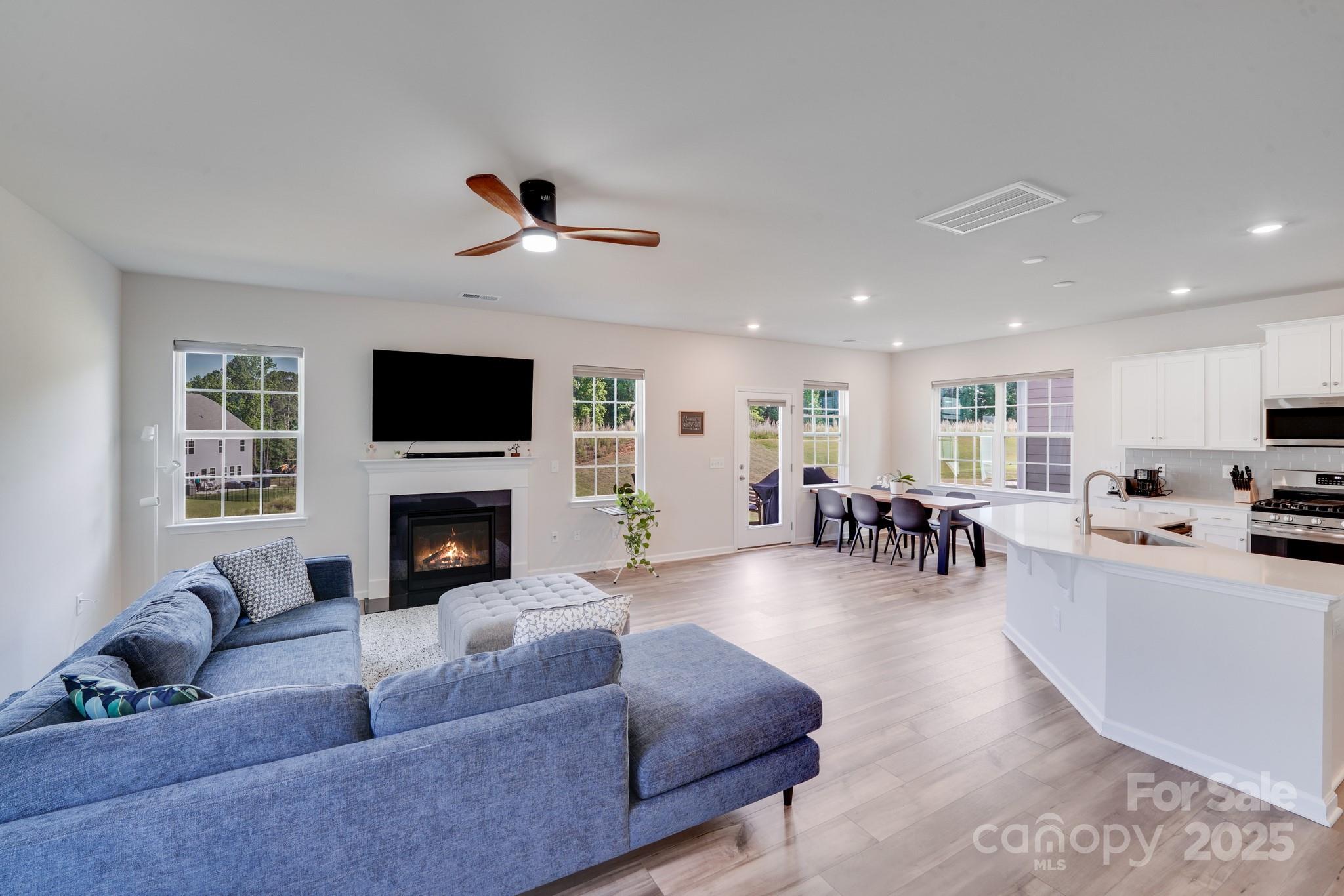 Elizabeth - Residential