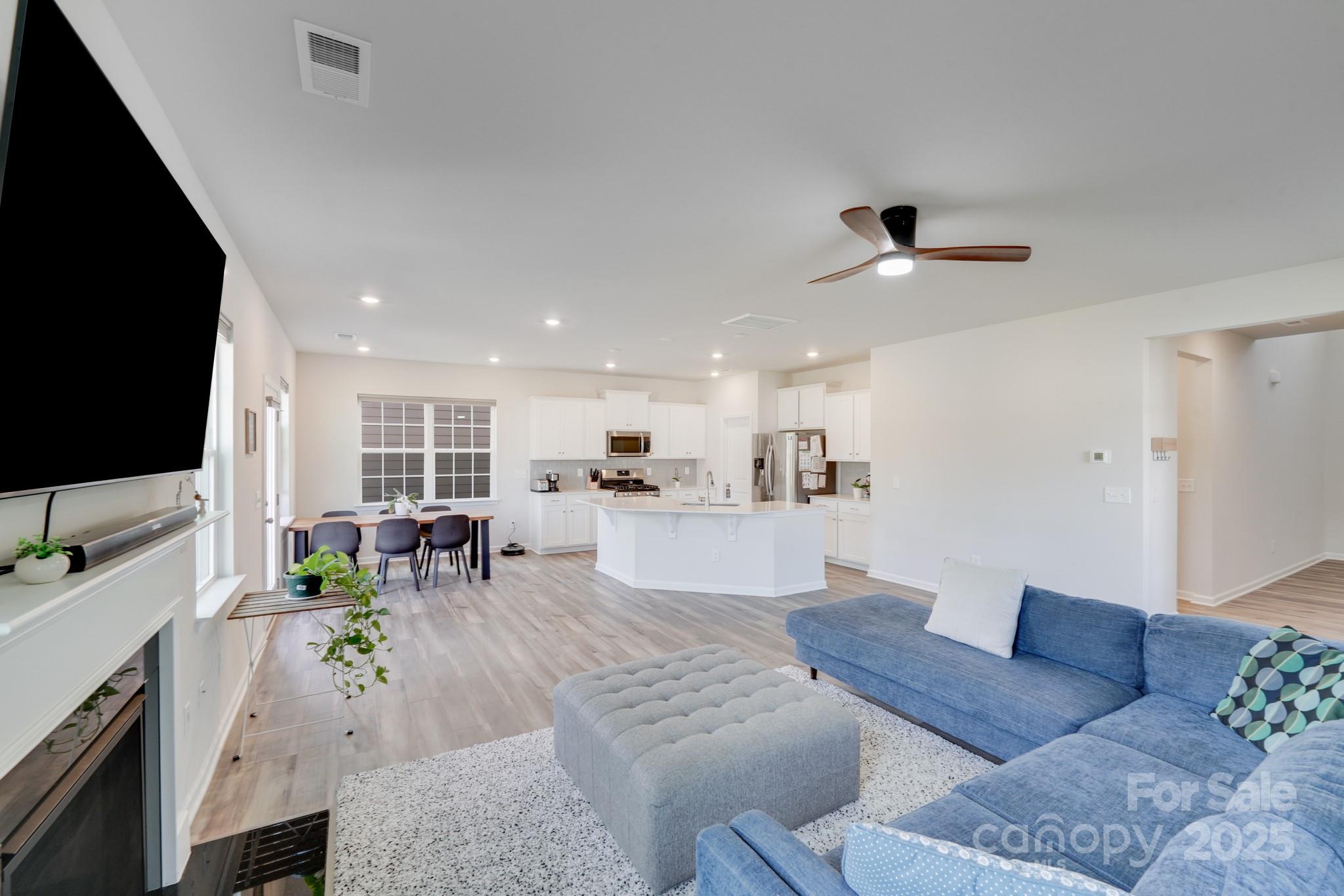 Elizabeth - Residential