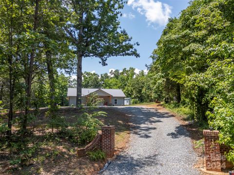 A home in Rutherfordton