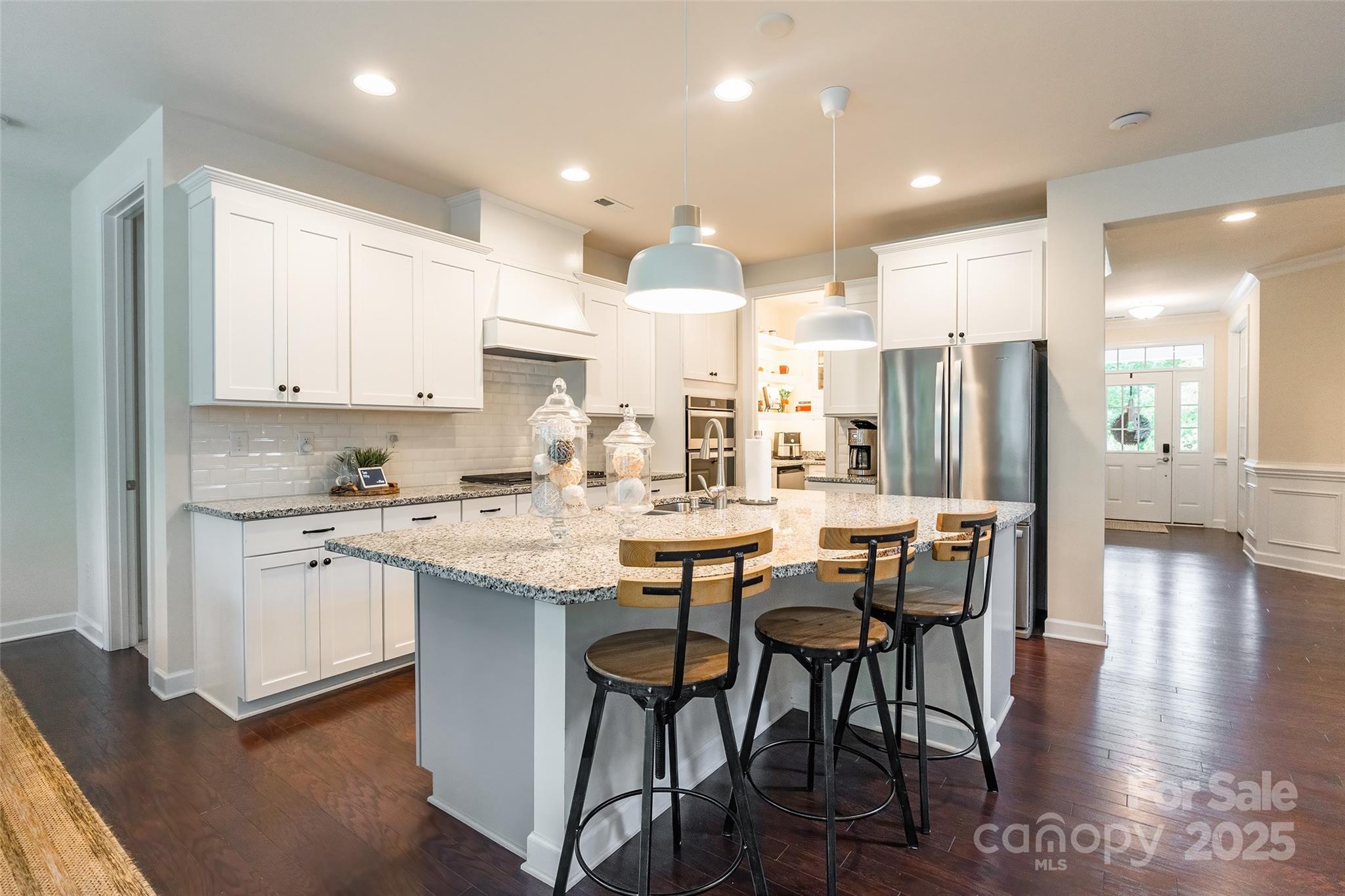 Lake Crest - Residential