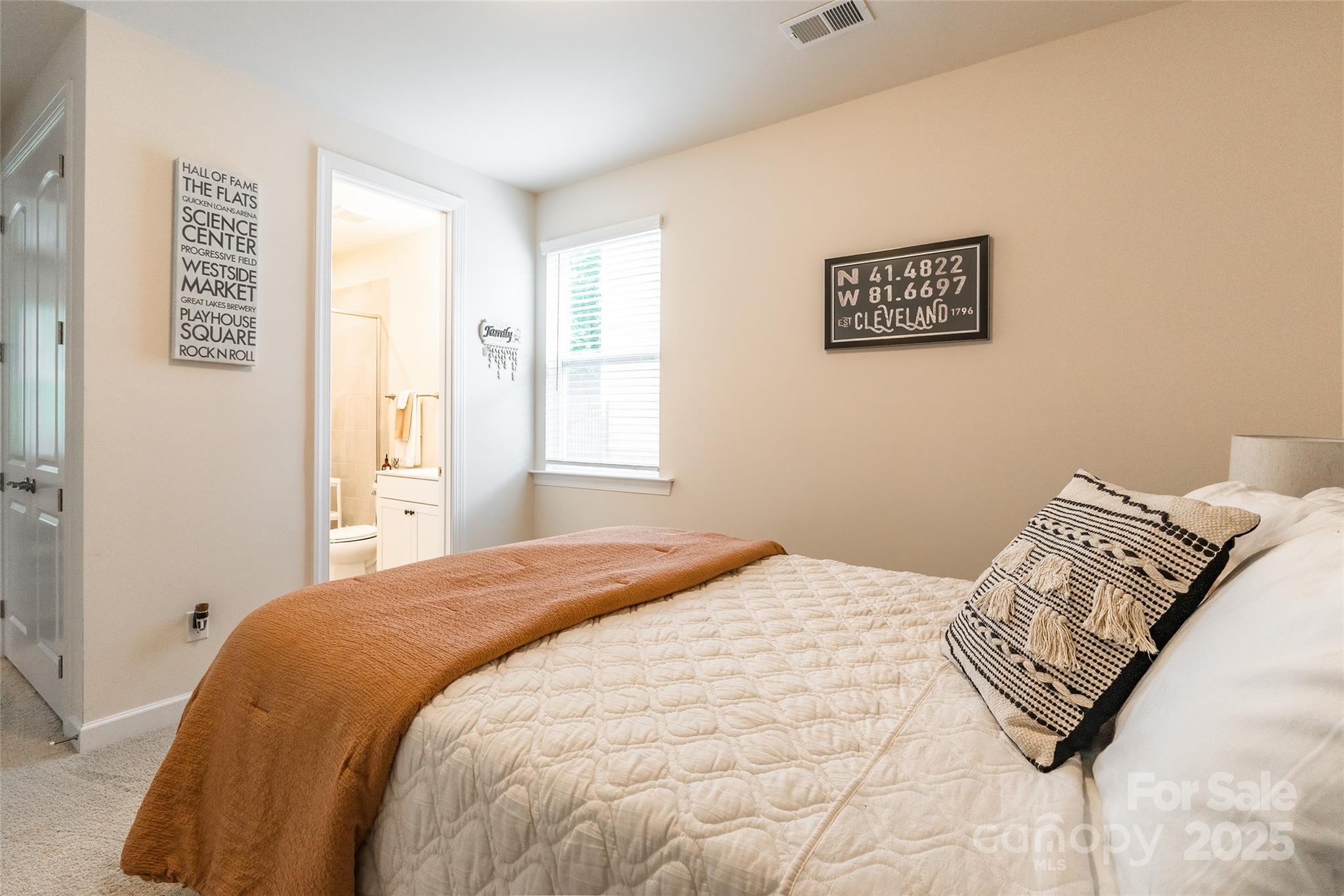 Lake Crest - Residential