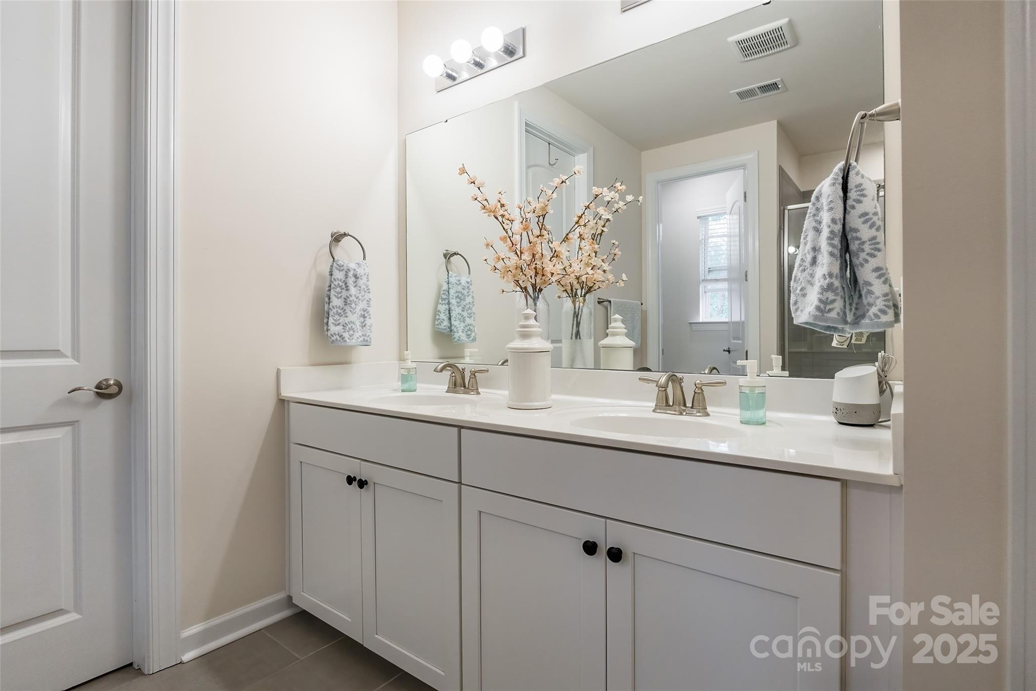 Lake Crest - Residential