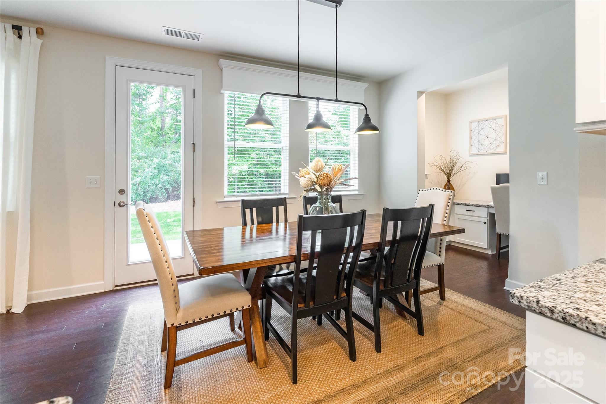 Lake Crest - Residential