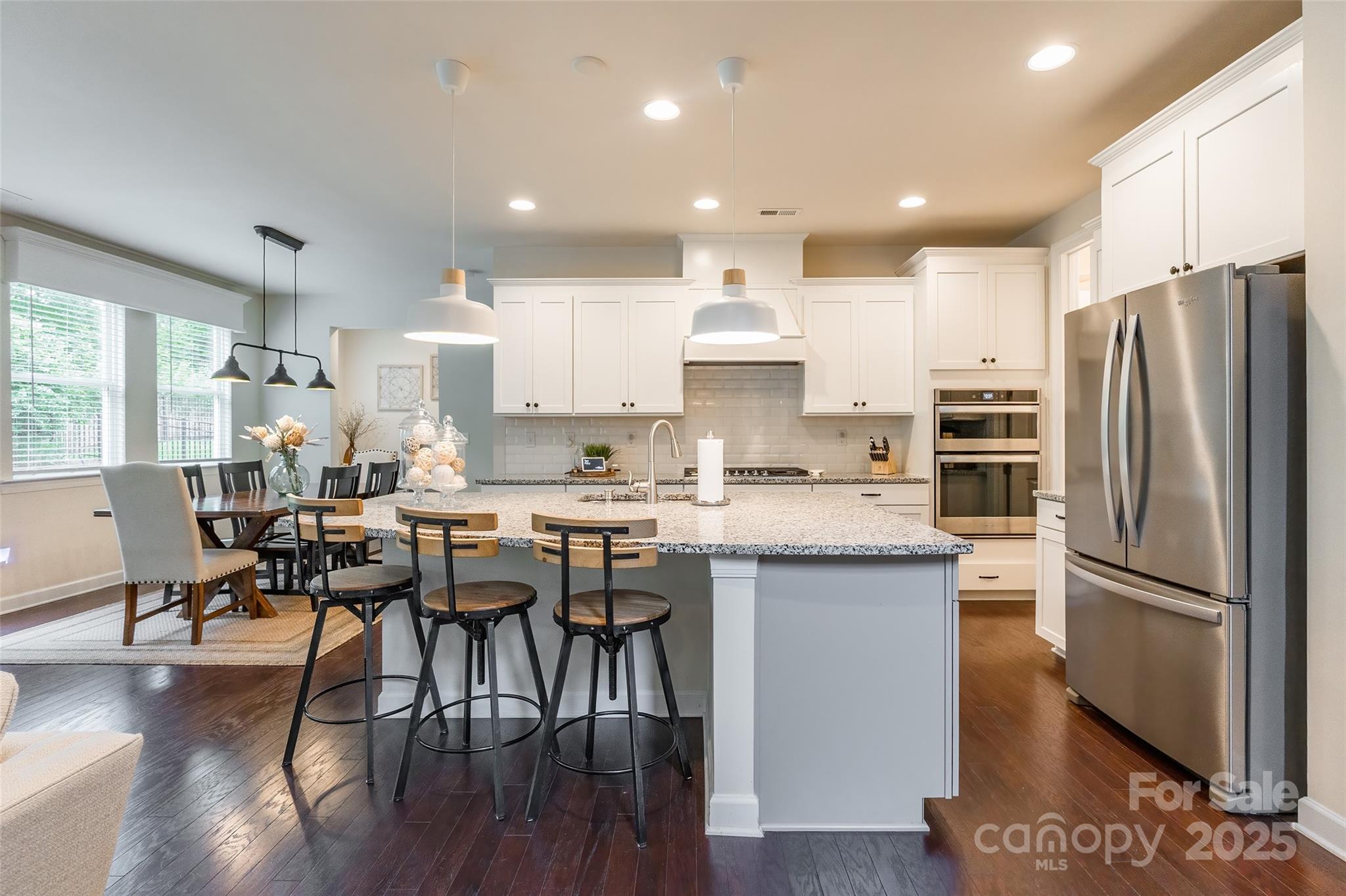 Lake Crest - Residential