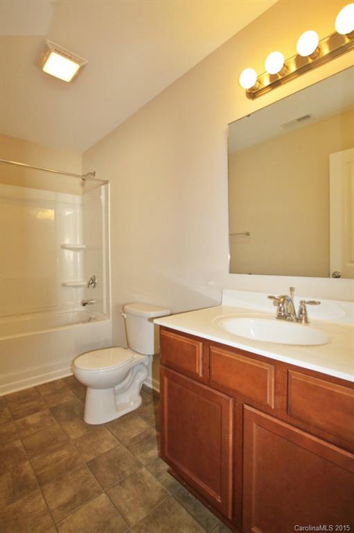 The Oaks Of Landis - Residential