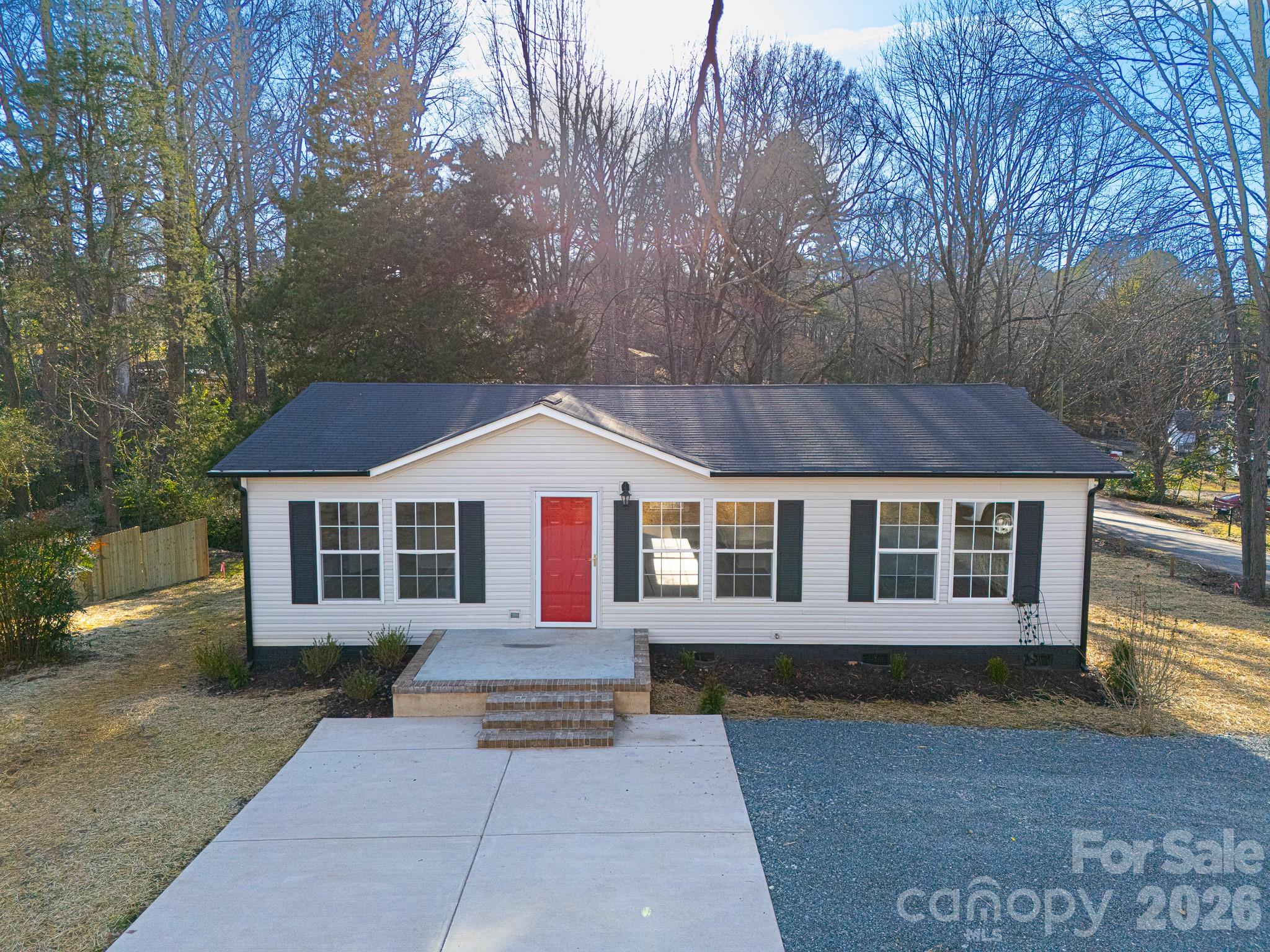 3313 Weeping Willow Drive NW