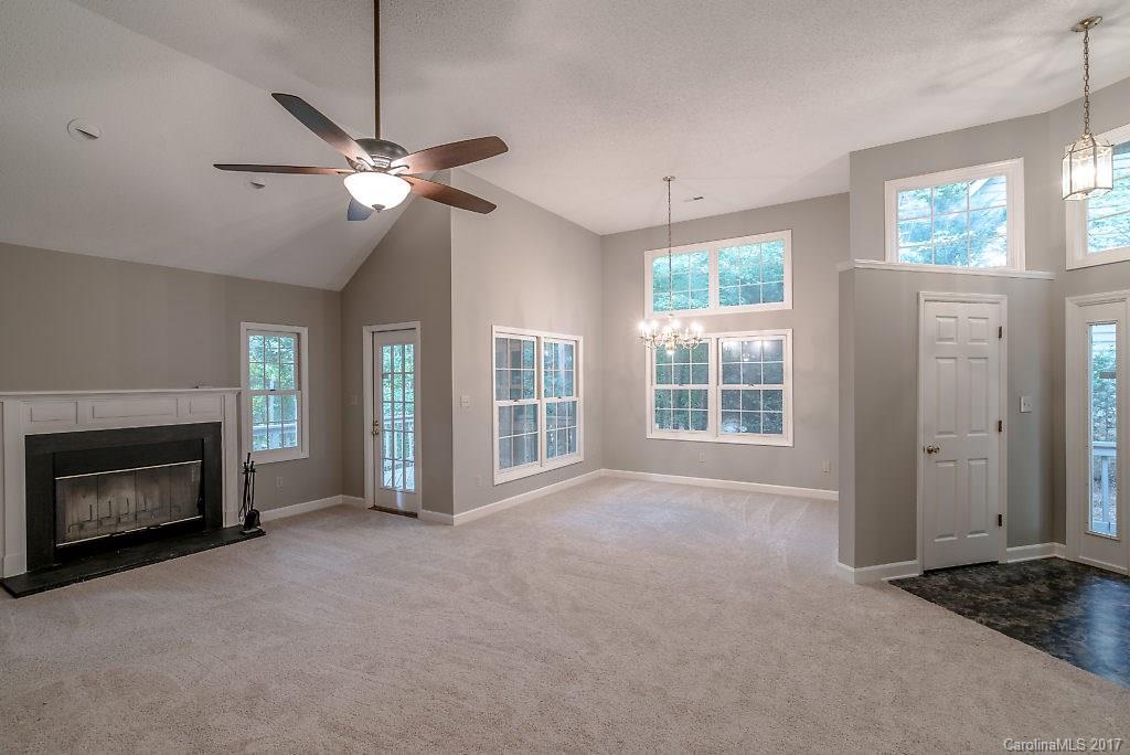 Tega Cay - Residential