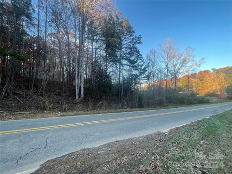 Photo for 6702 Lewis Road