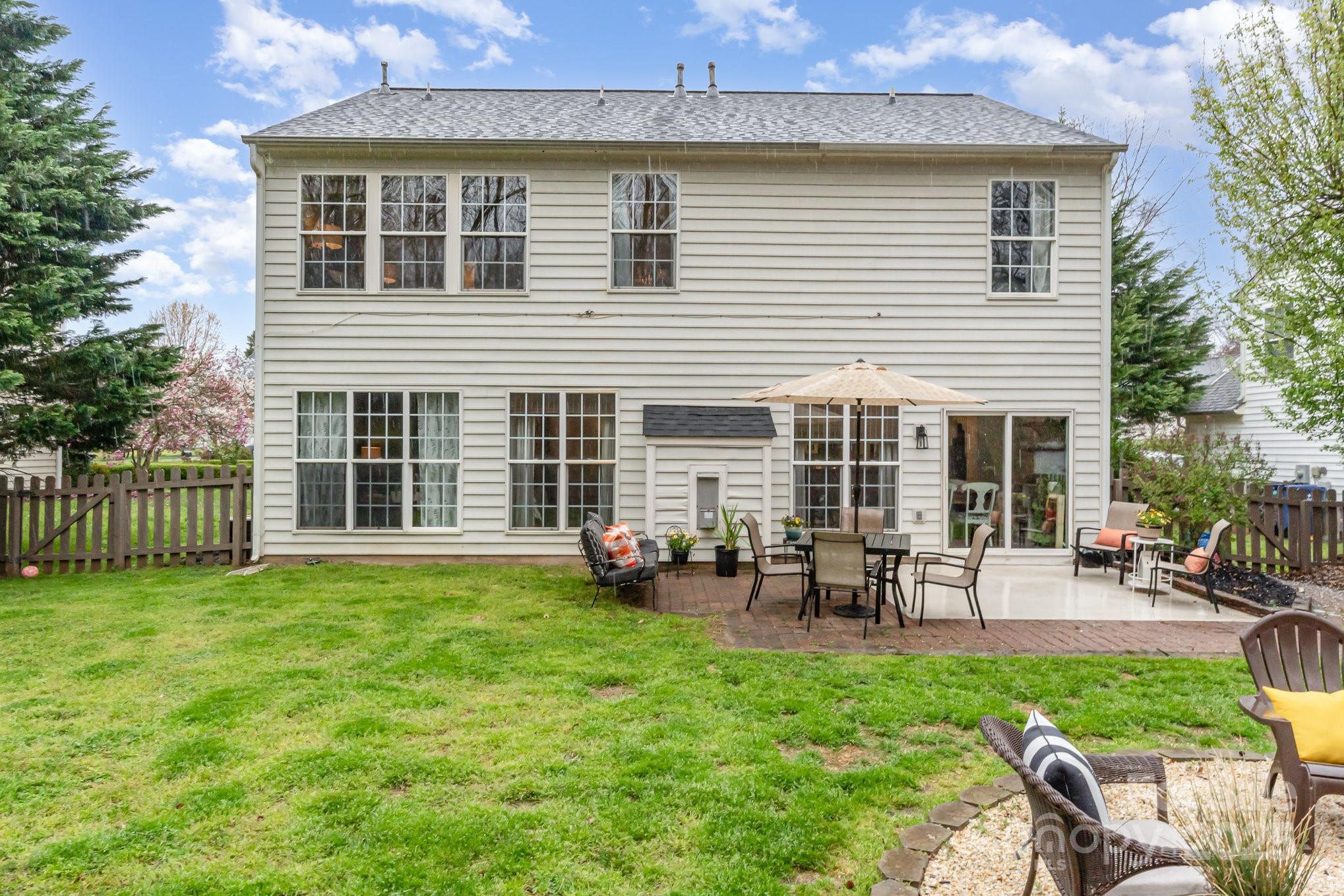 Rocky River Crossing - Residential