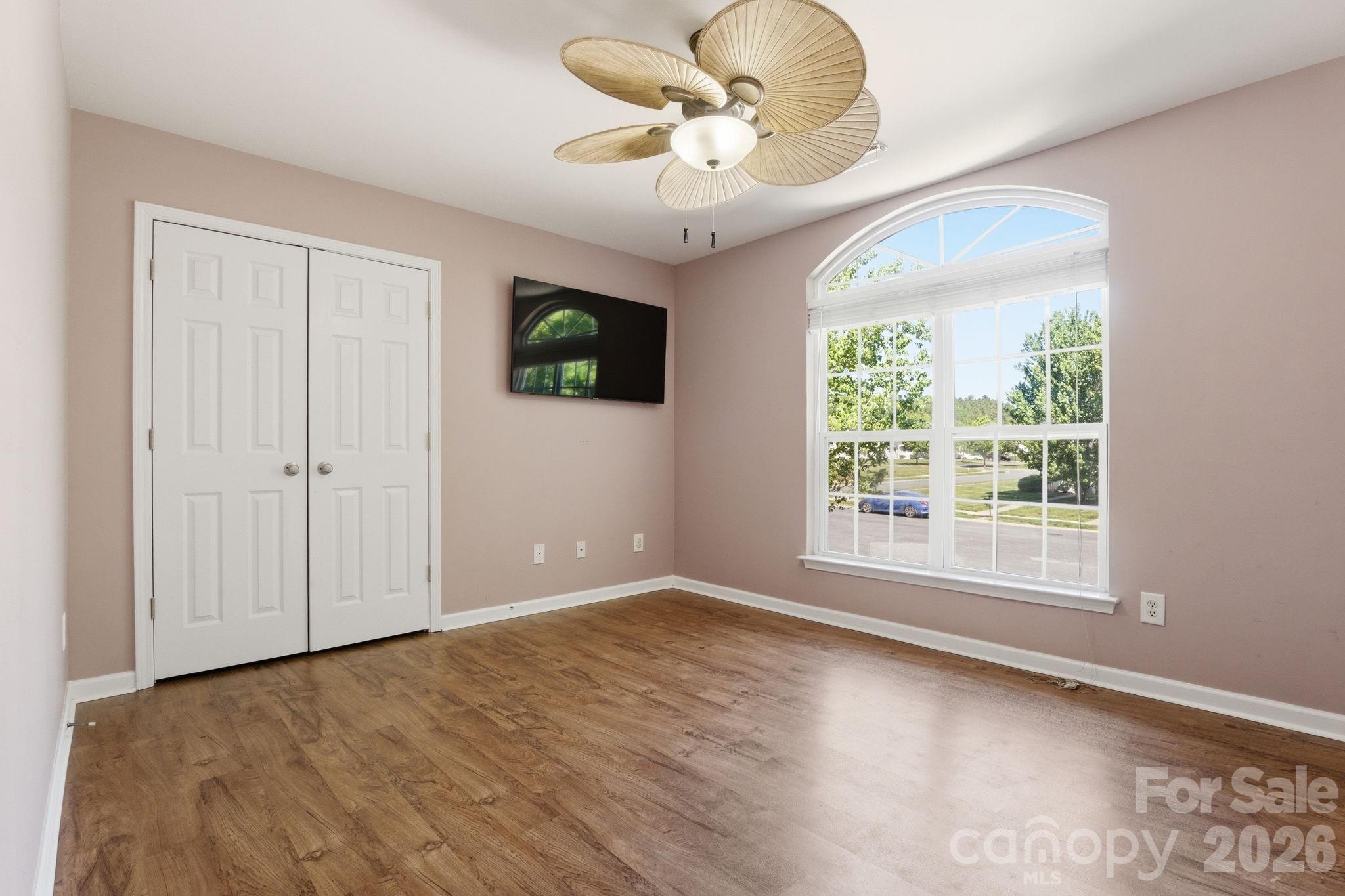 Oakstone - Residential