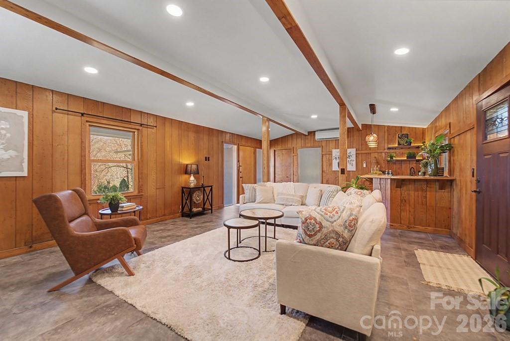 Forest Hills - Residential