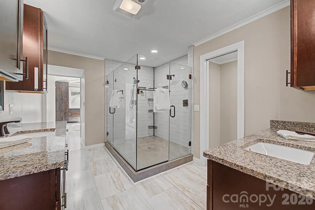 Forest Hills - Residential