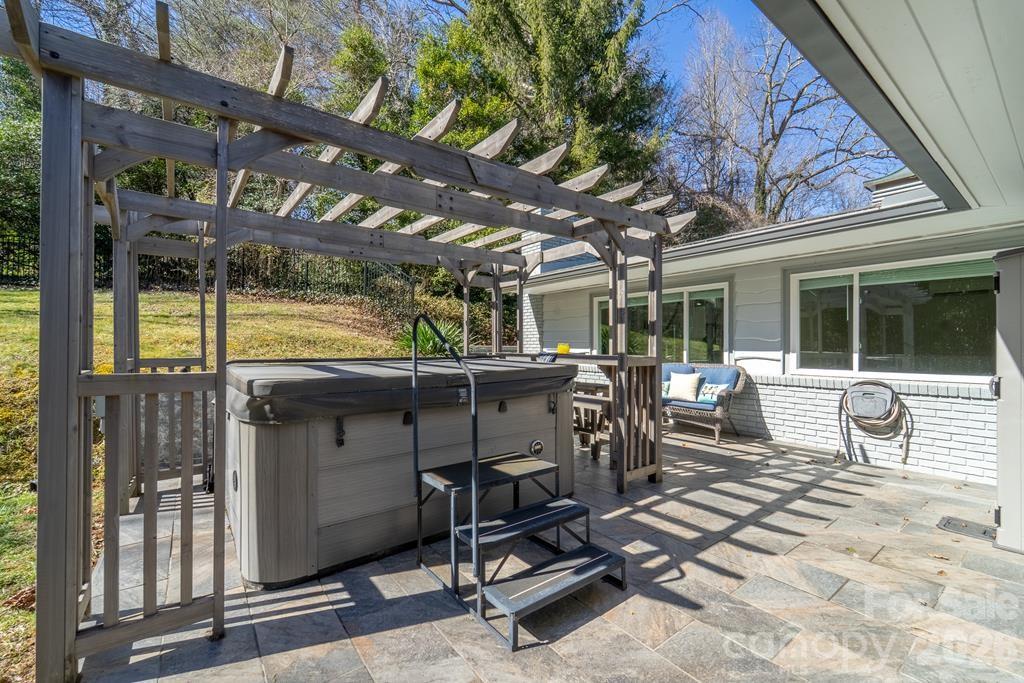 Forest Hills - Residential