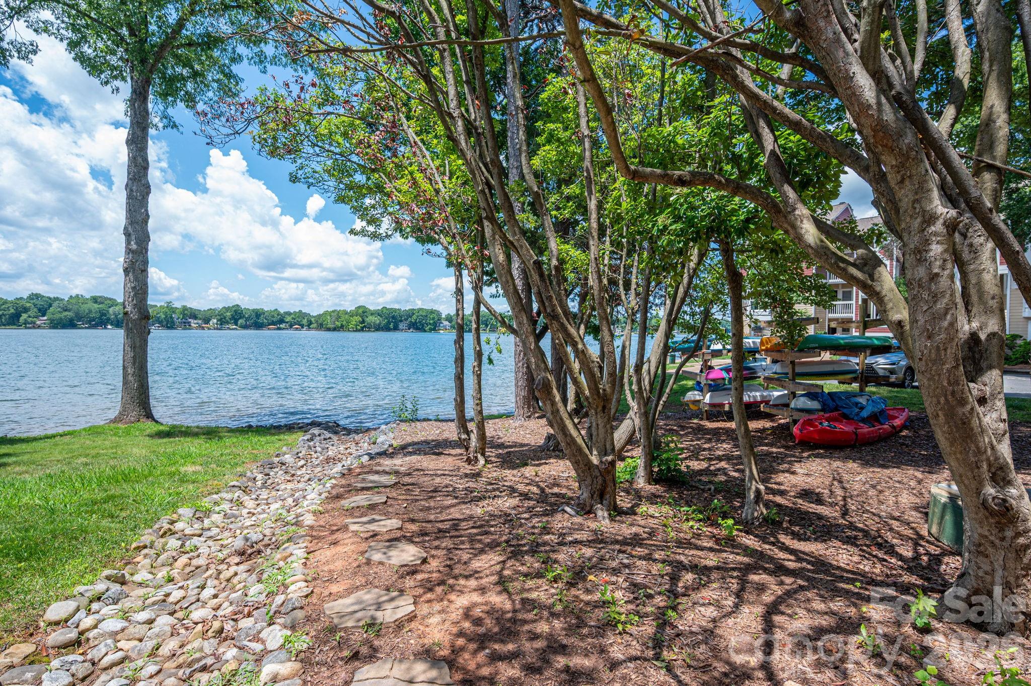 1018 Southwest Drive SW 18