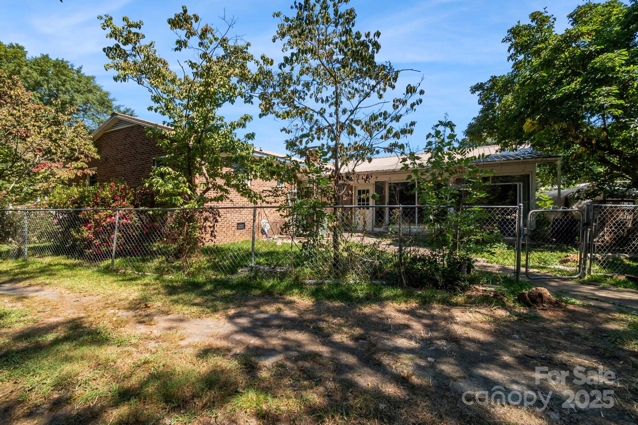 350 Eddie Street