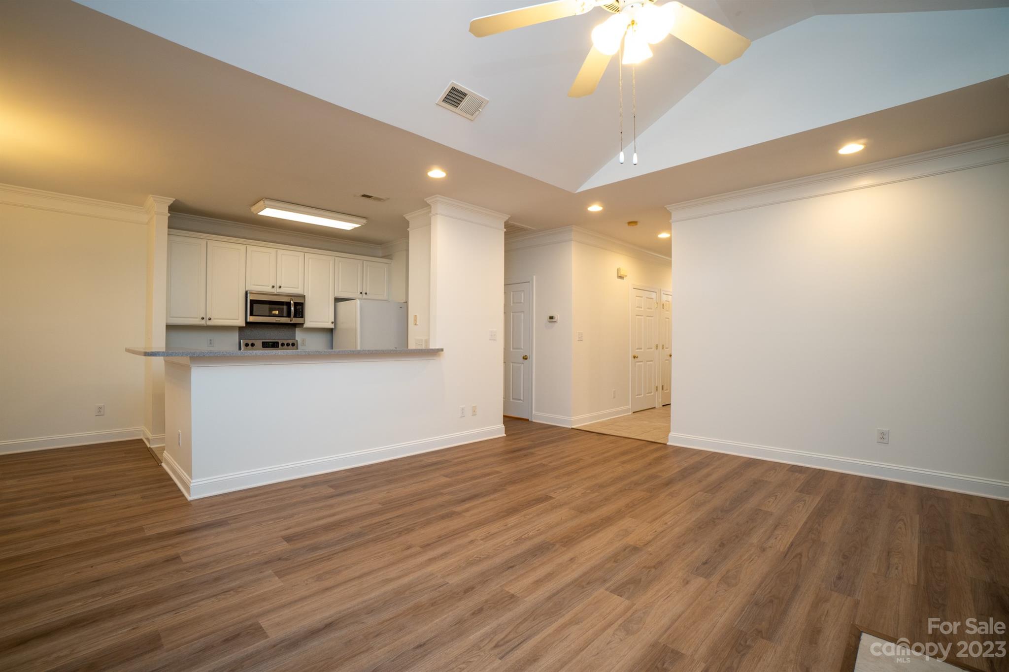 Legacy at Davis Lake - Residential