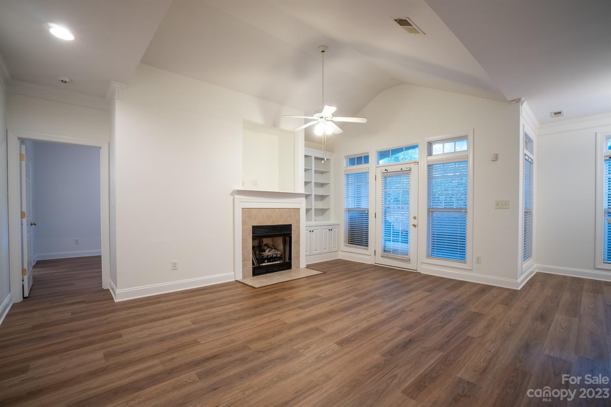 Legacy at Davis Lake - Residential