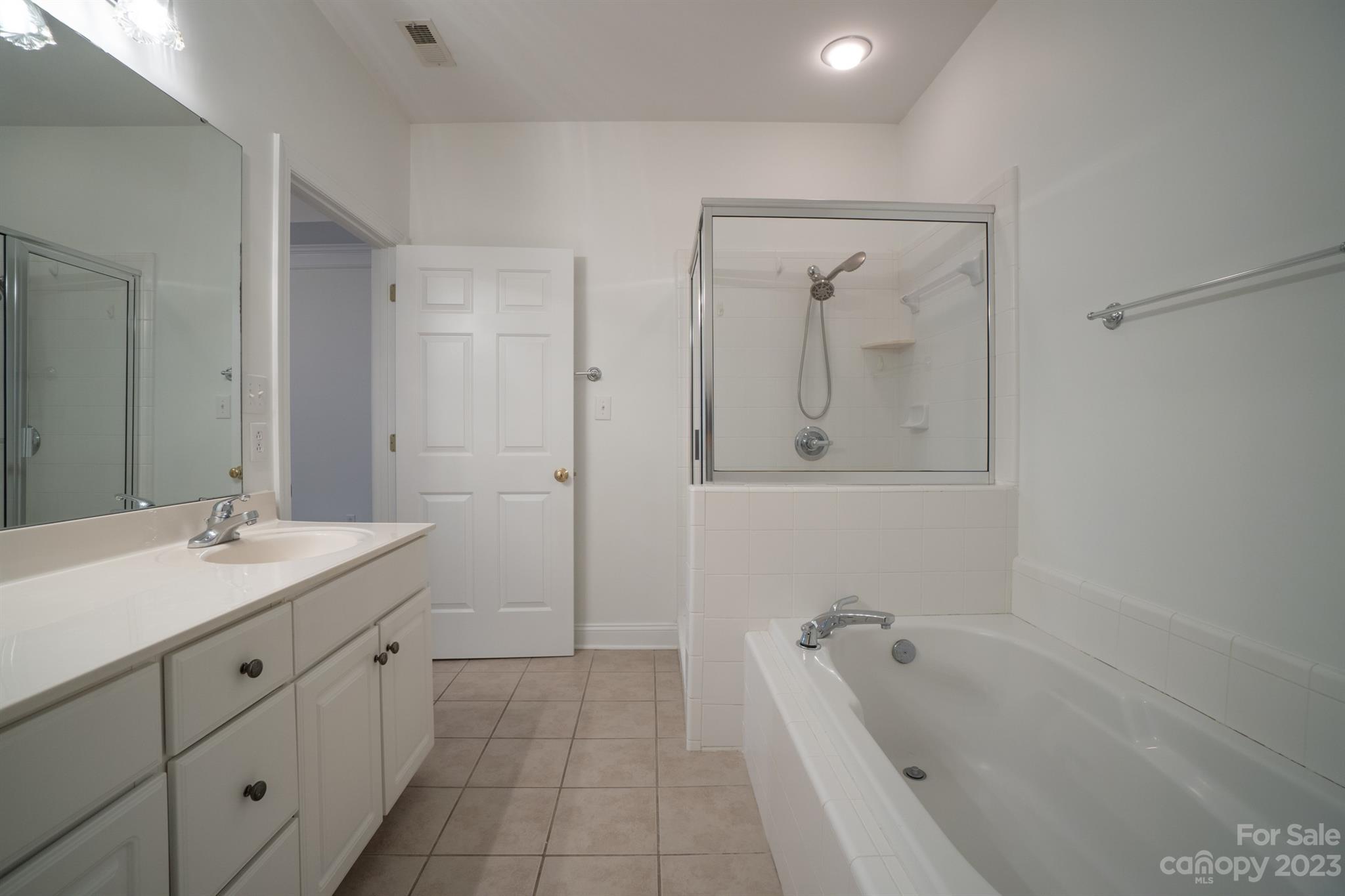 Legacy at Davis Lake - Residential