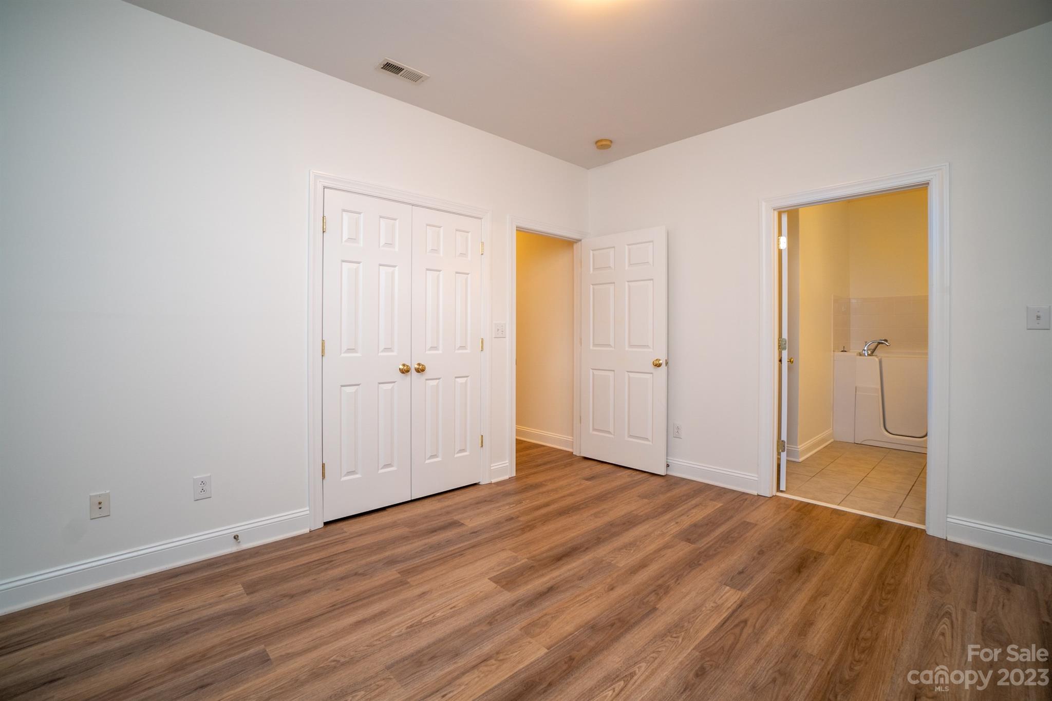 Legacy at Davis Lake - Residential