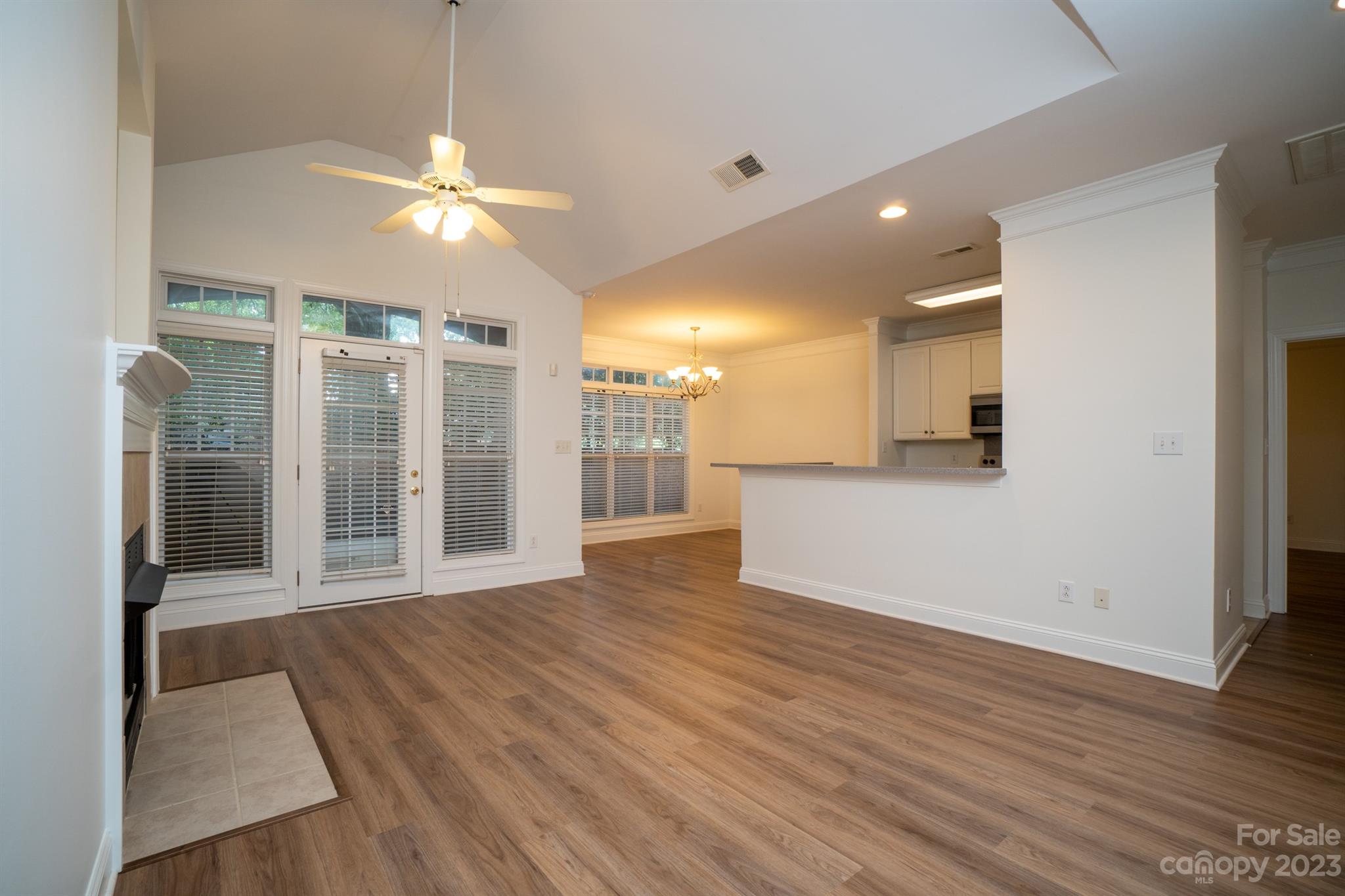 Legacy at Davis Lake - Residential