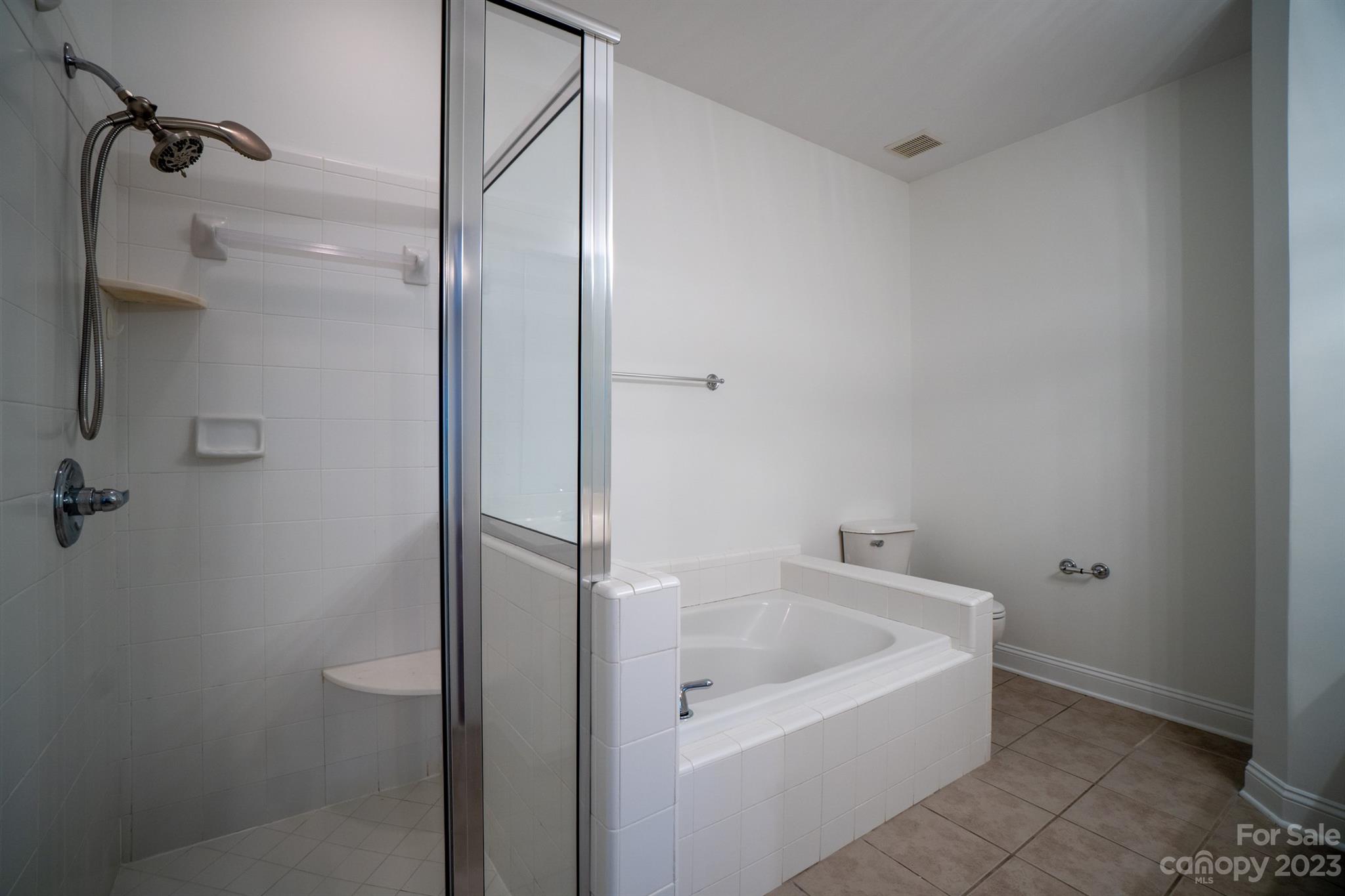 Legacy at Davis Lake - Residential