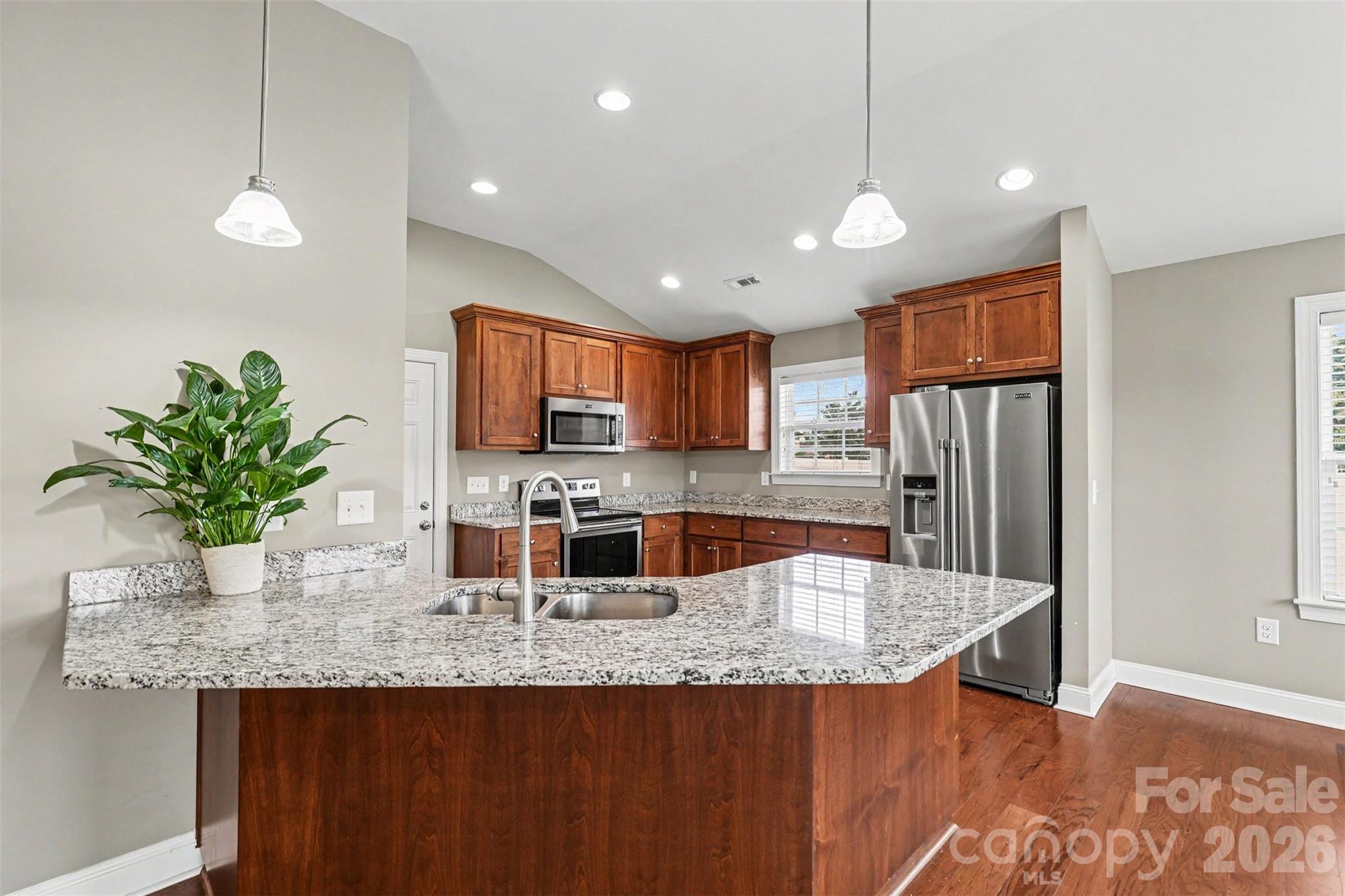 3552 Brickwood Circle