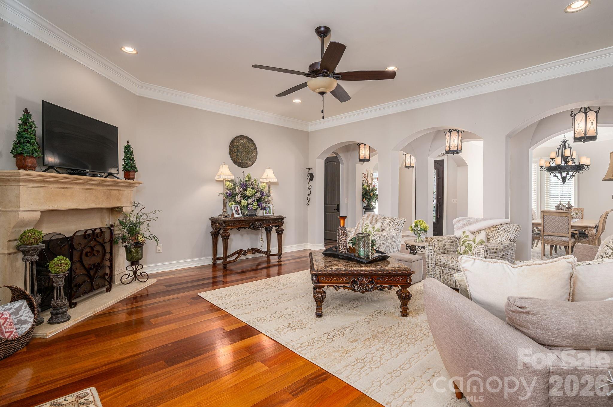 River Lakes - Residential