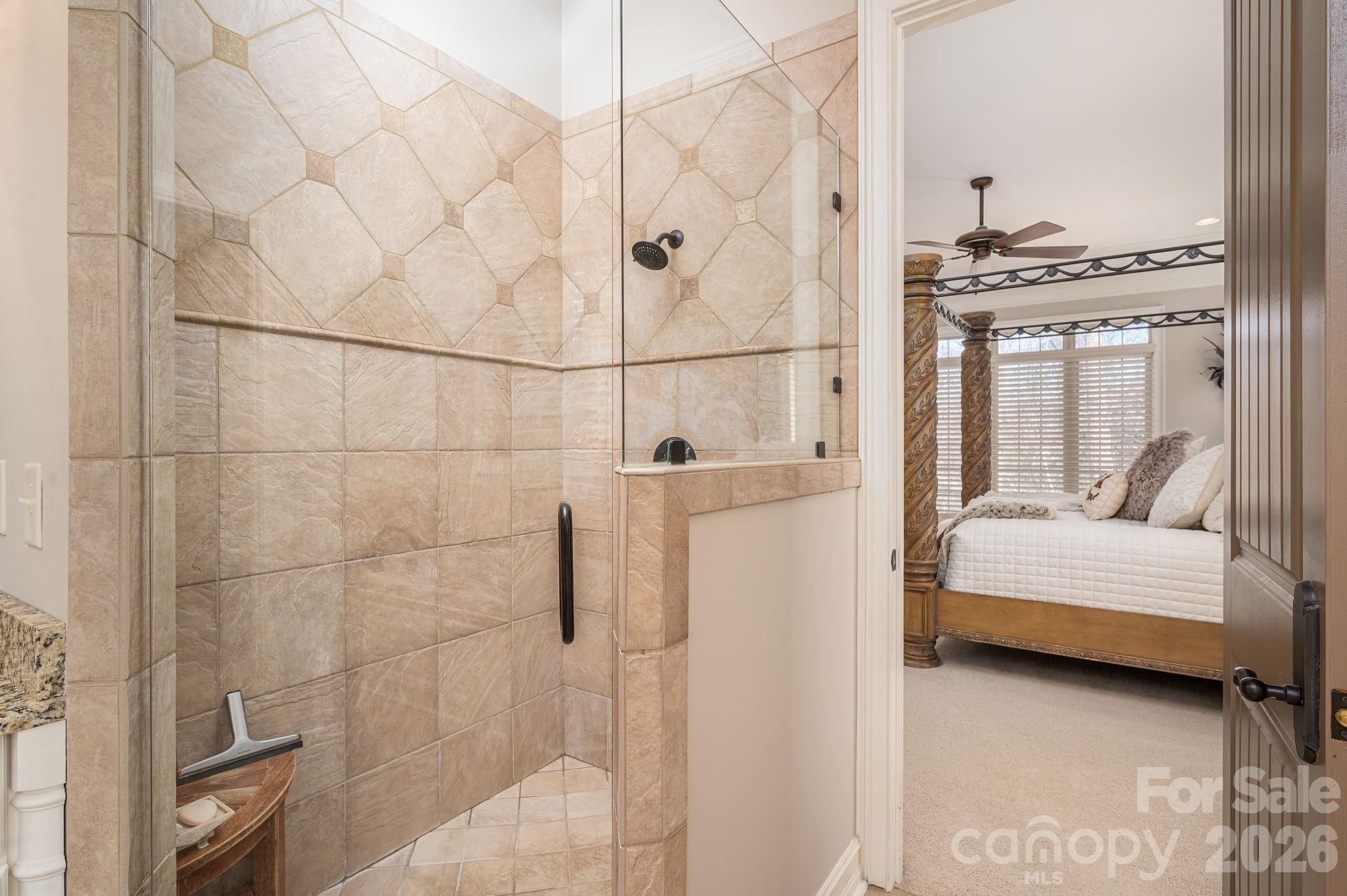 River Lakes - Residential