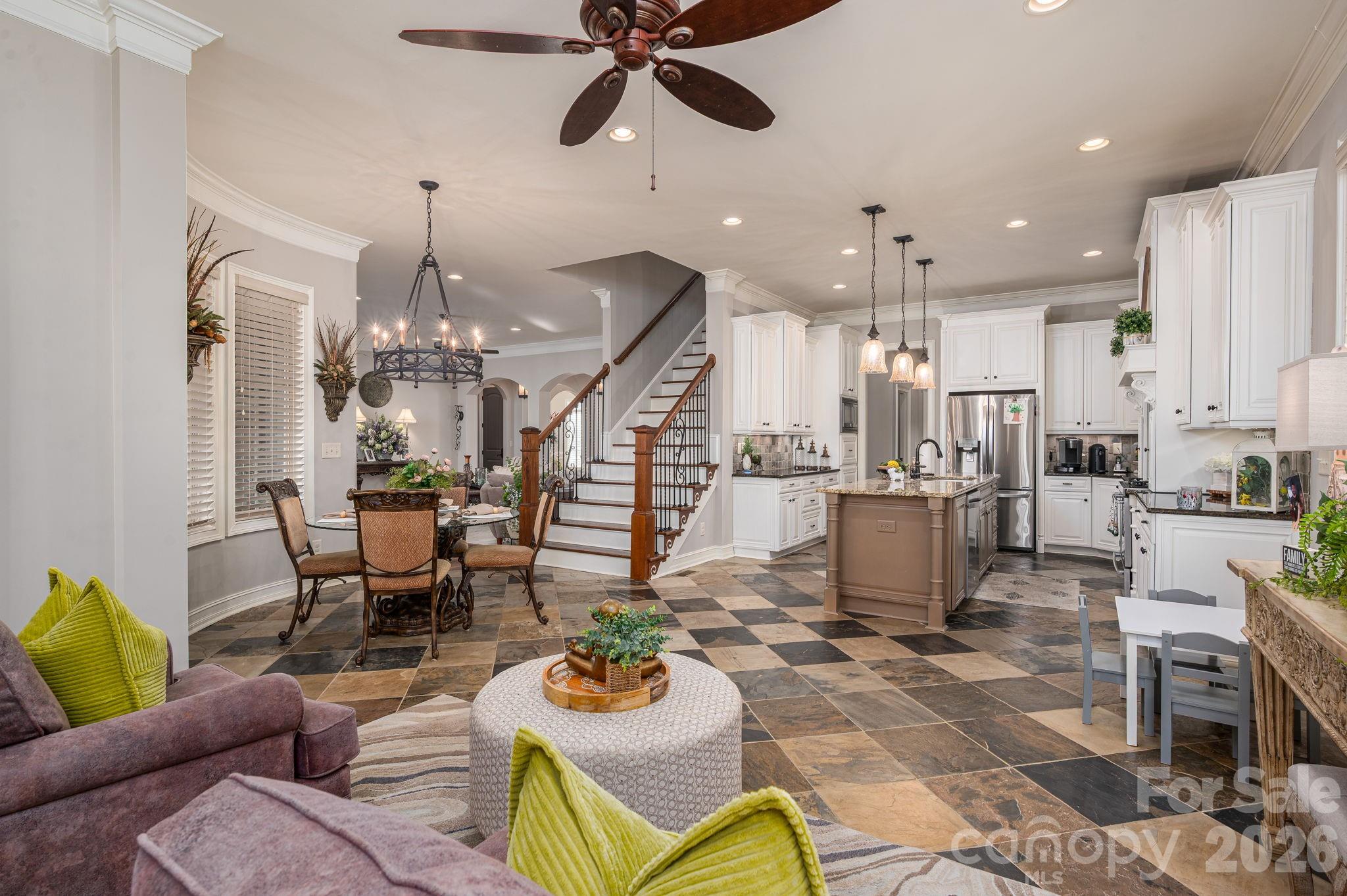 River Lakes - Residential