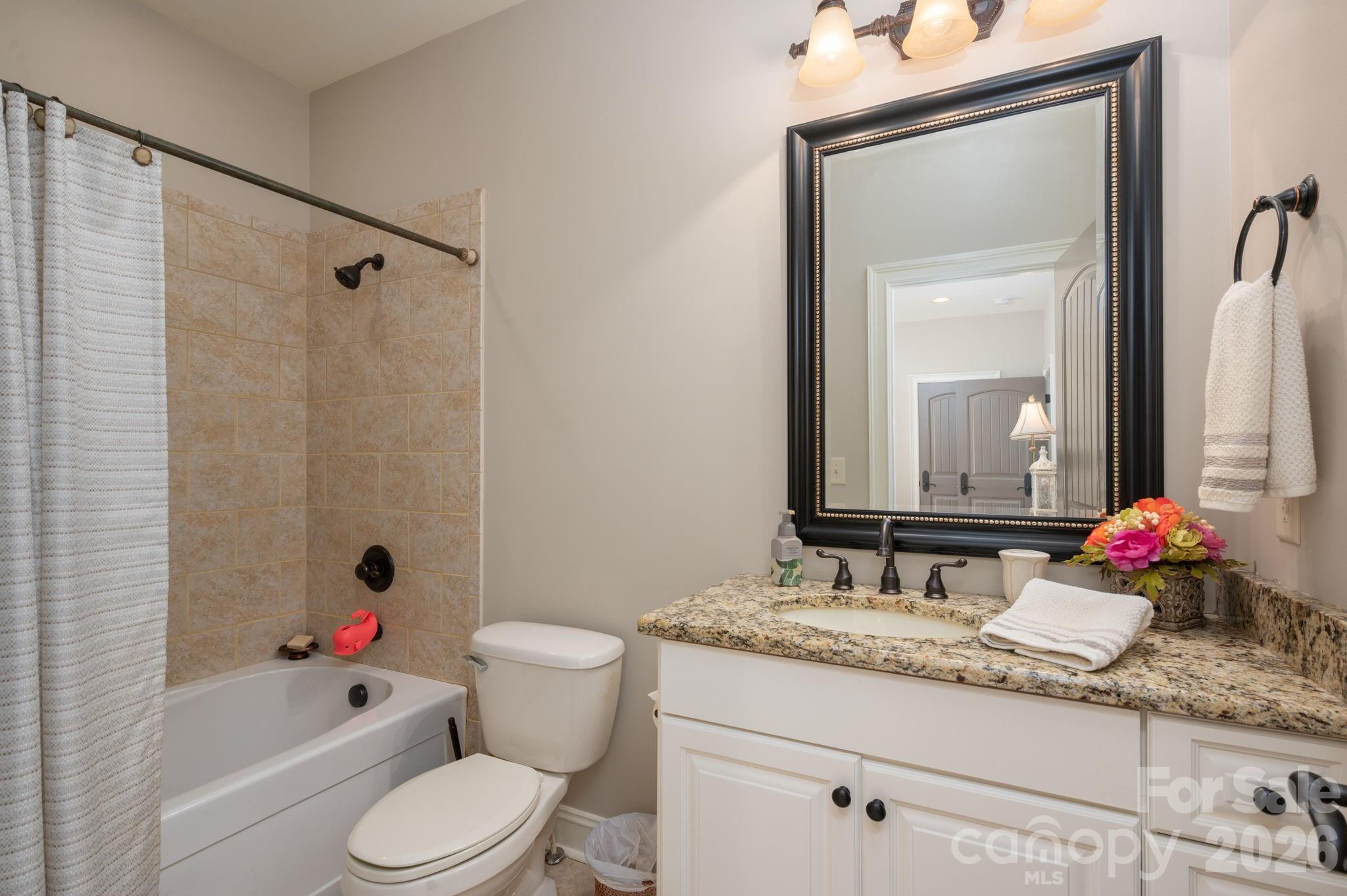 River Lakes - Residential