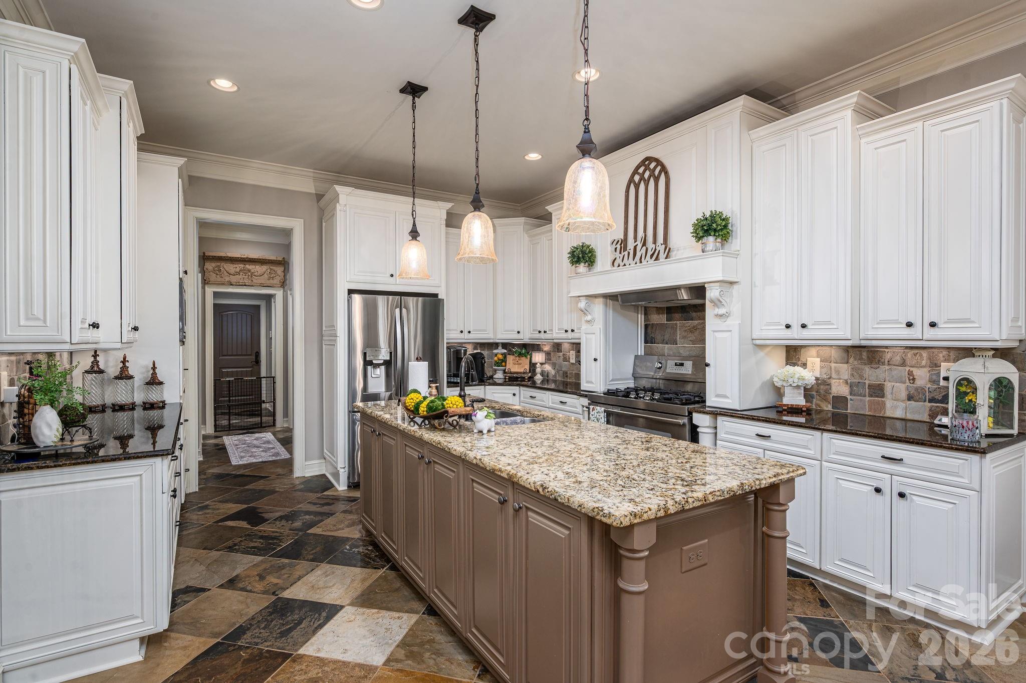 River Lakes - Residential