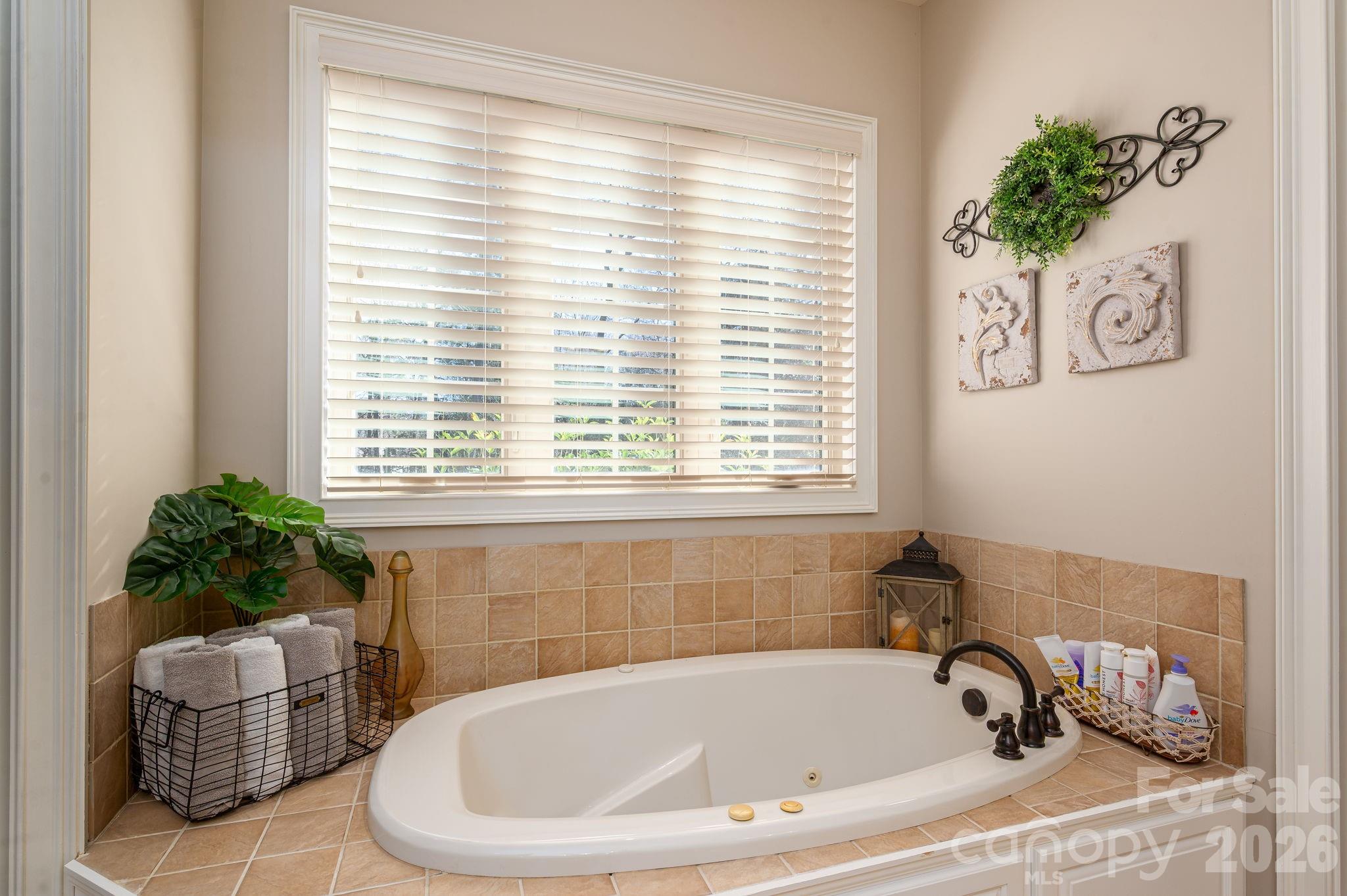 River Lakes - Residential