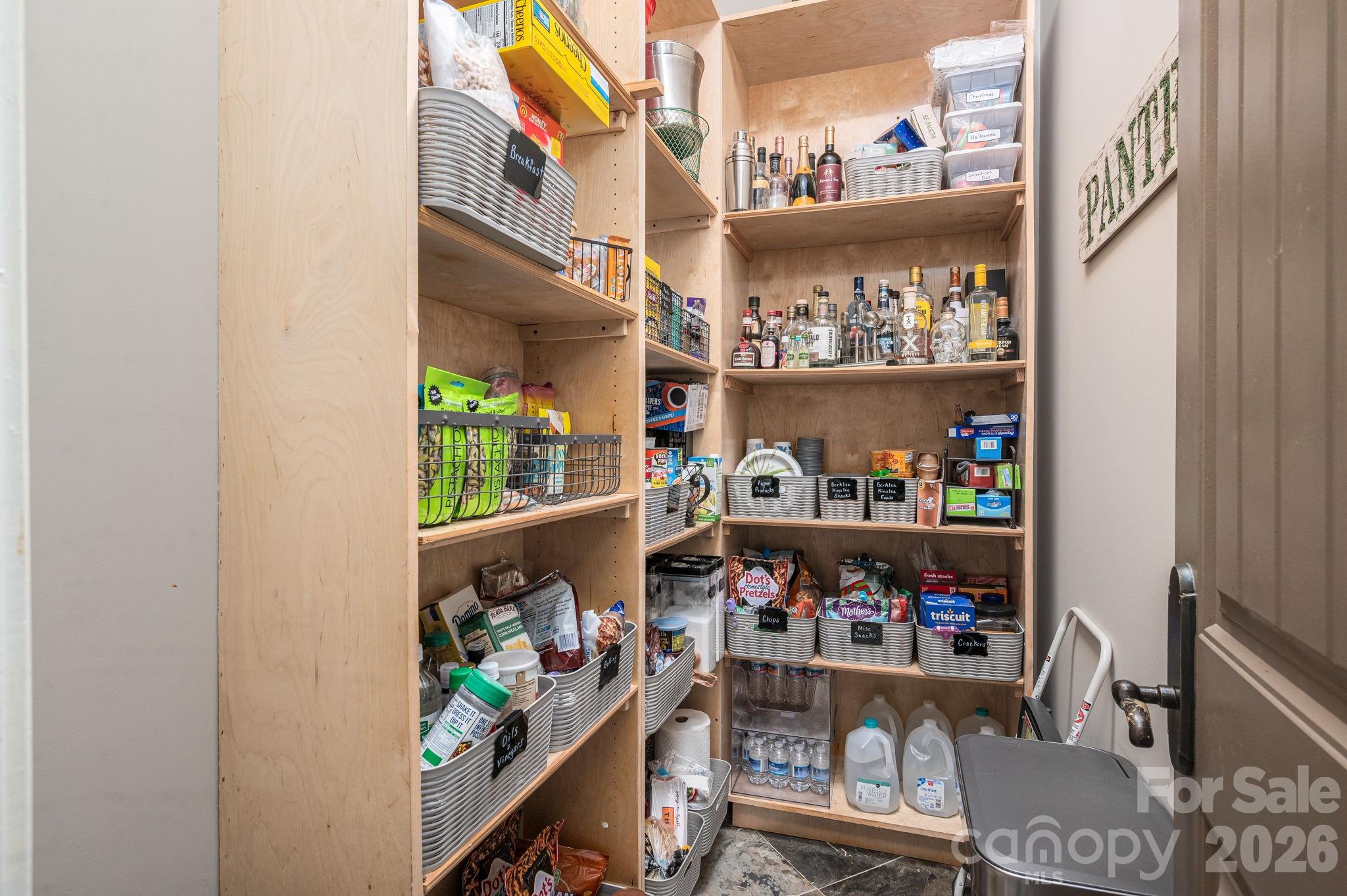 River Lakes - Residential