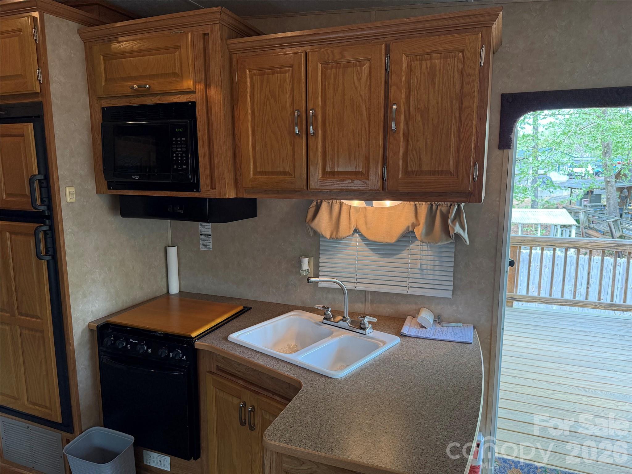 Twin Harbor - Residential