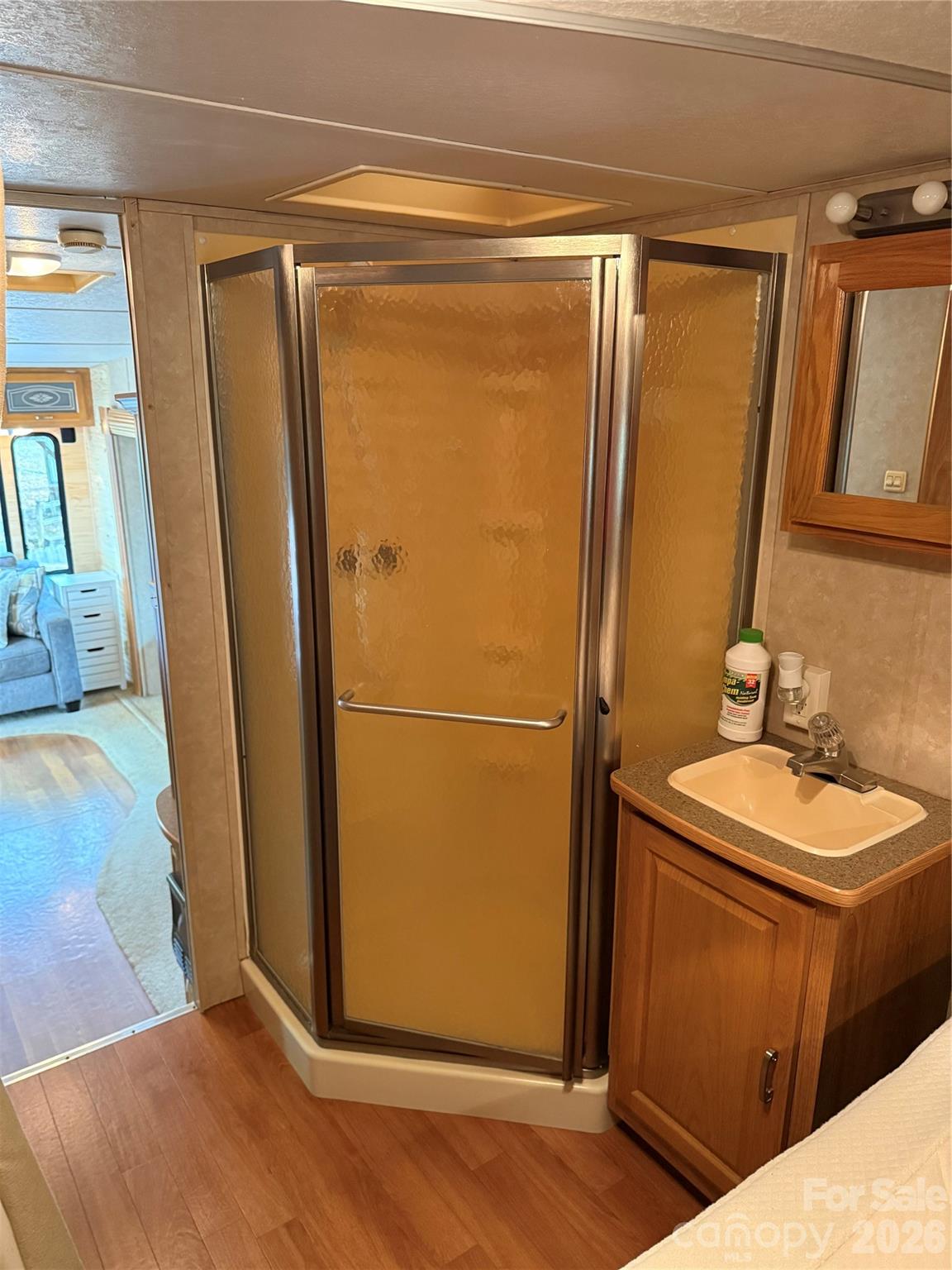 Twin Harbor - Residential