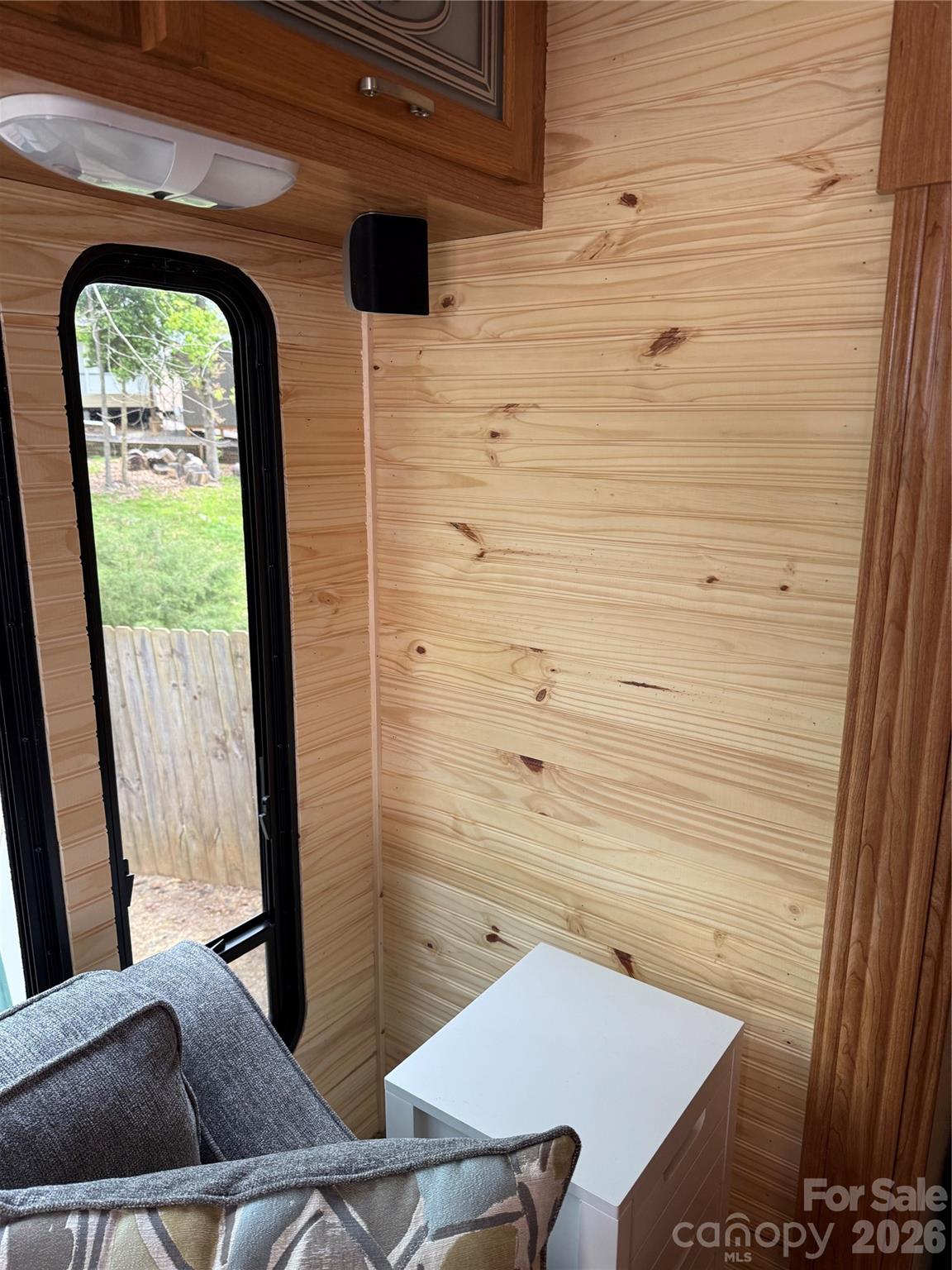 Twin Harbor - Residential