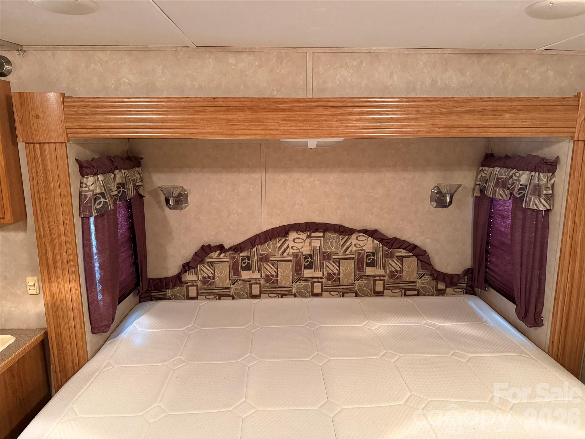 Twin Harbor - Residential