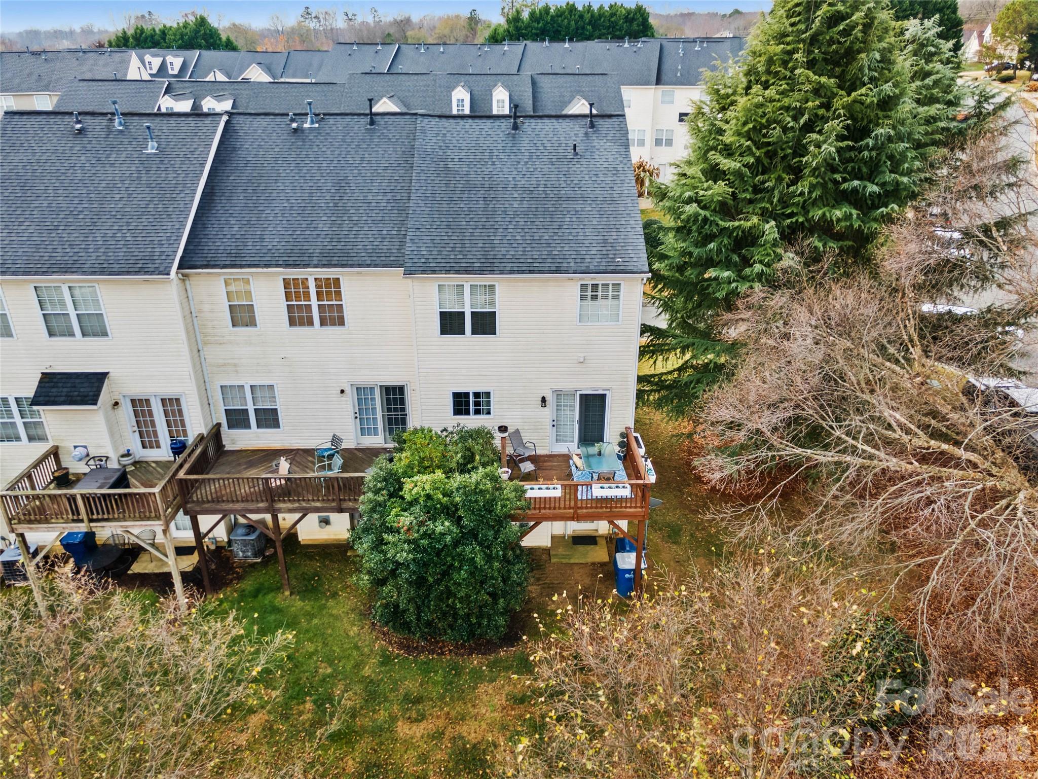 Riverfront - Residential