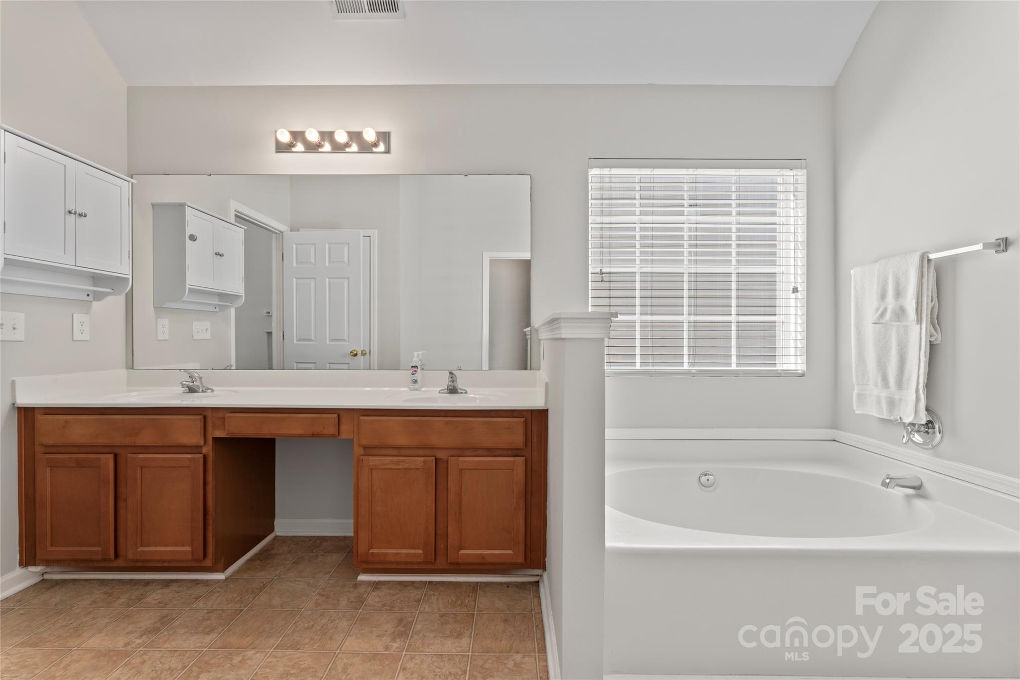 Oakbrooke - Residential