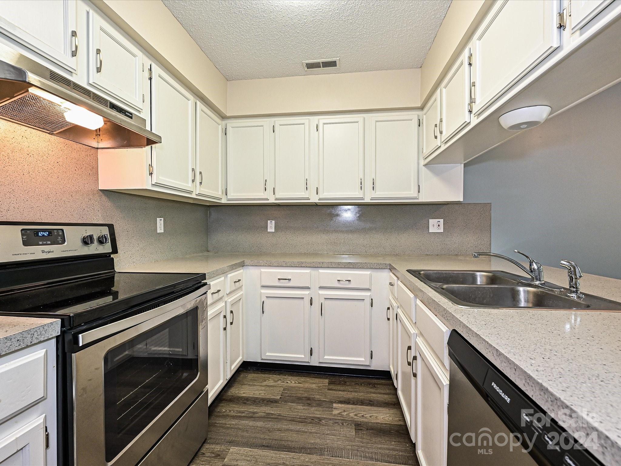 Dogwood Hills - Residential