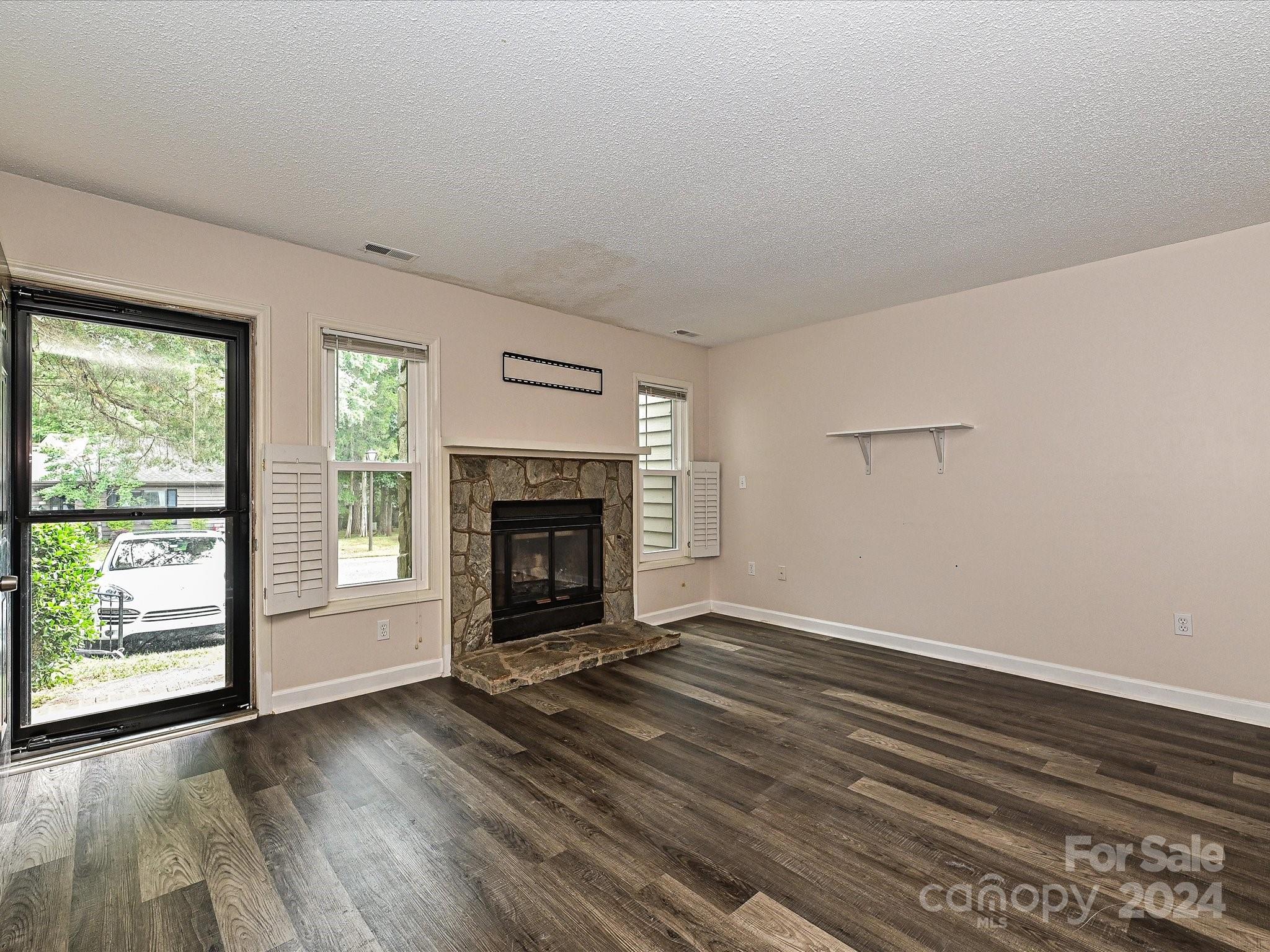 Dogwood Hills - Residential