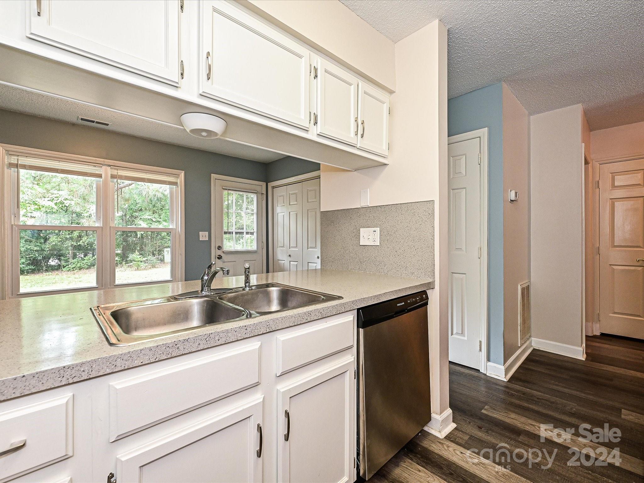 Dogwood Hills - Residential