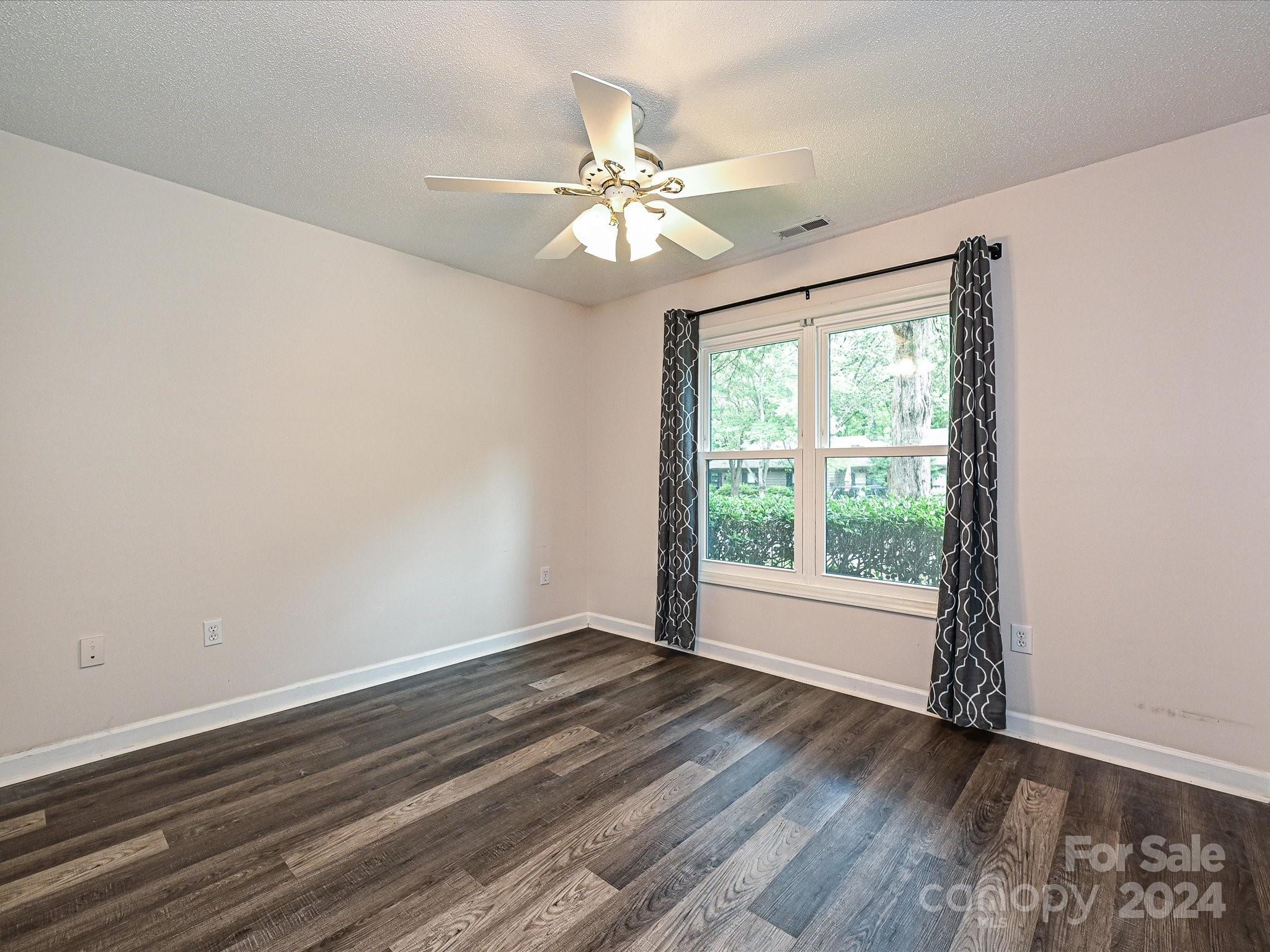 Dogwood Hills - Residential