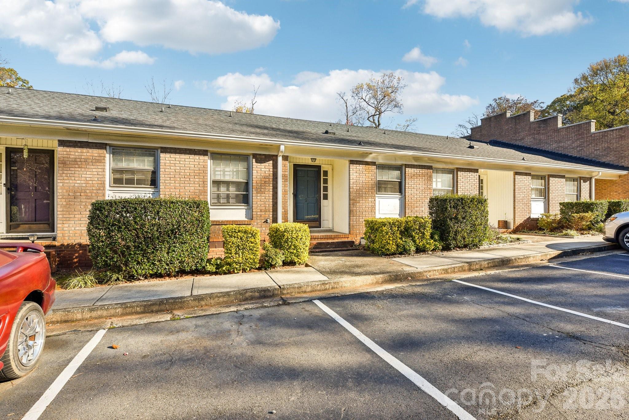 Commonwealth - Residential