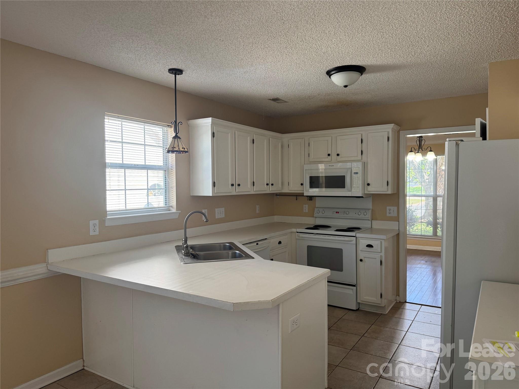 Bordeaux - Residential Lease