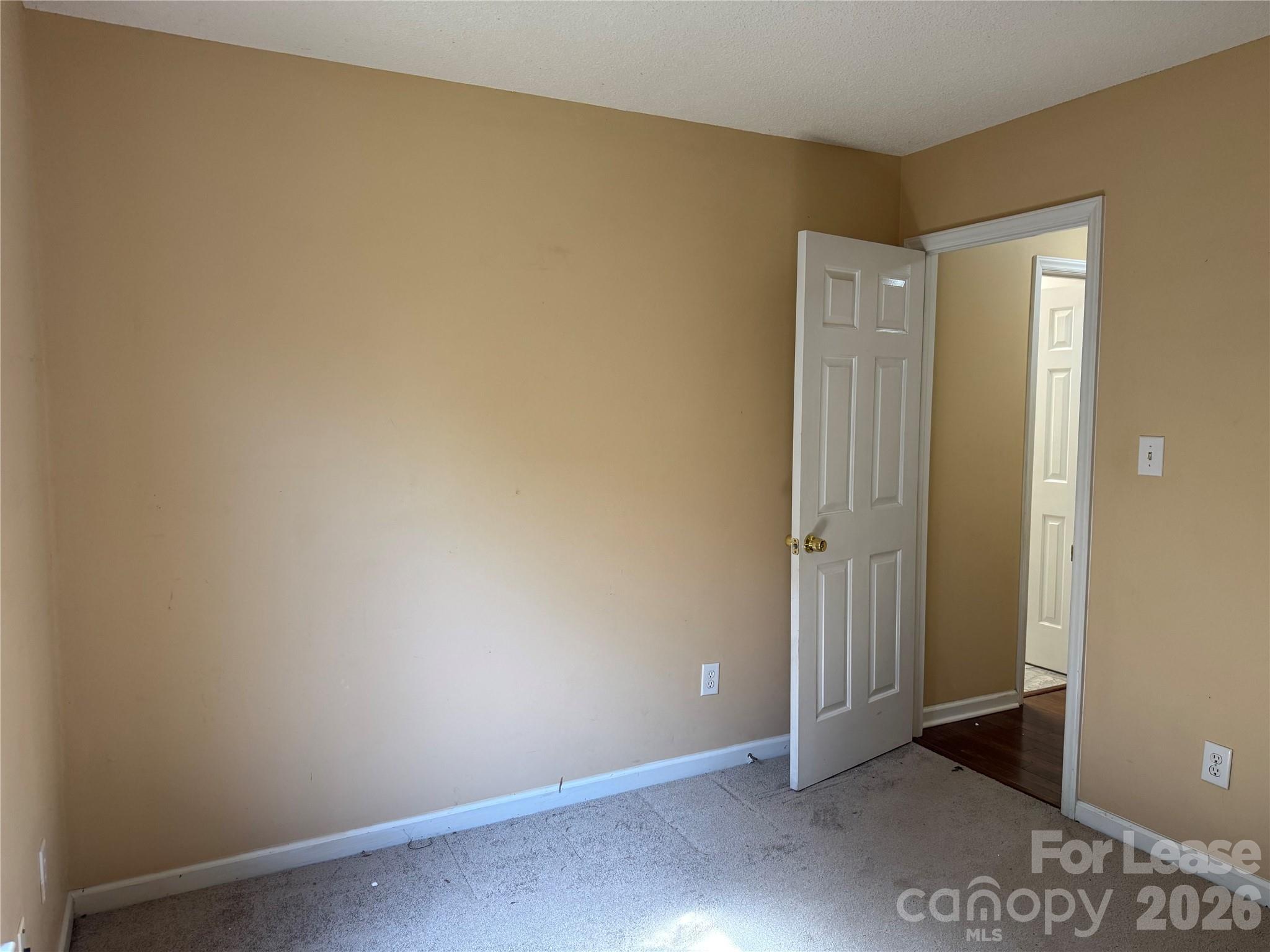 Bordeaux - Residential Lease