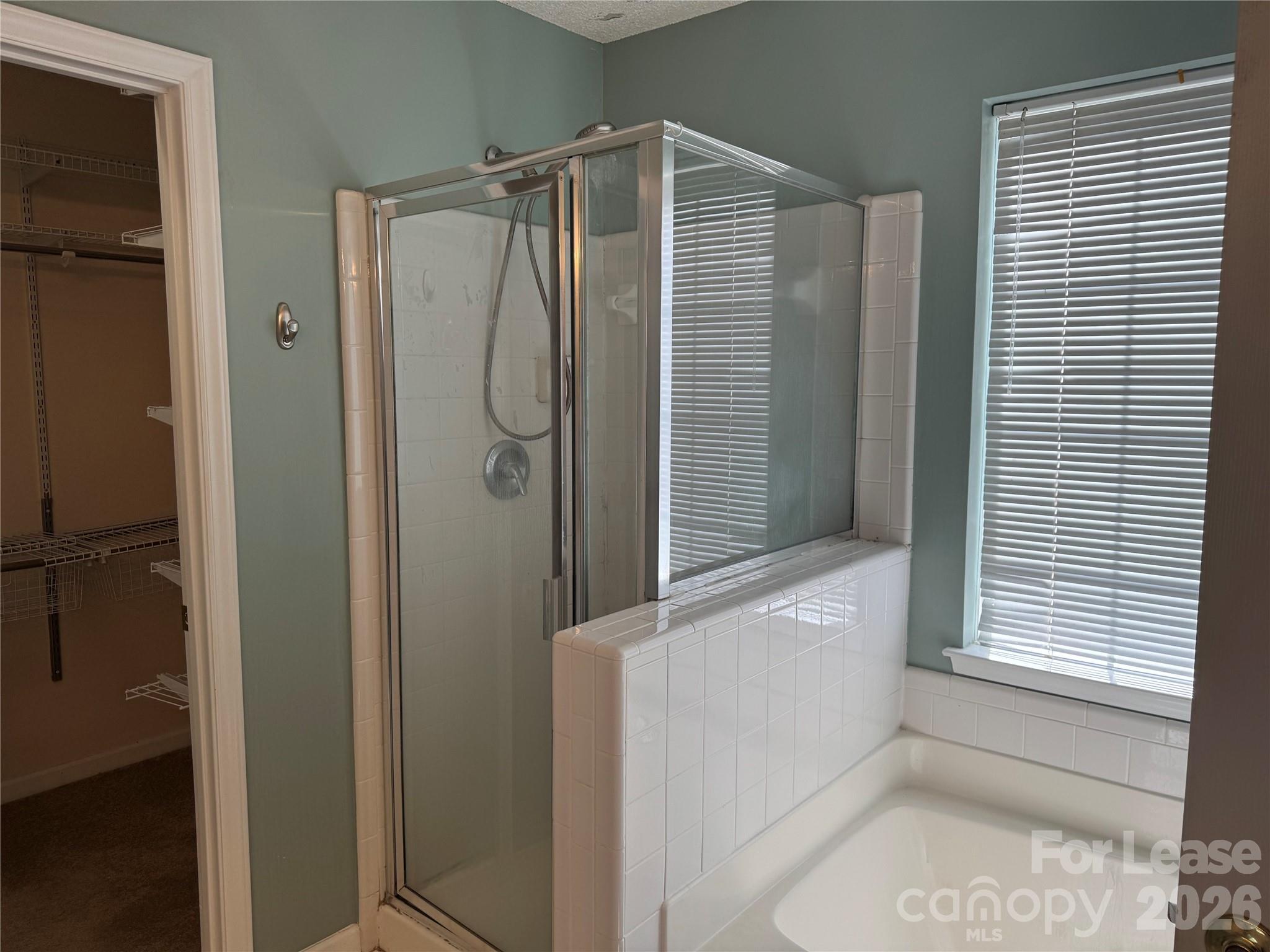 Bordeaux - Residential Lease